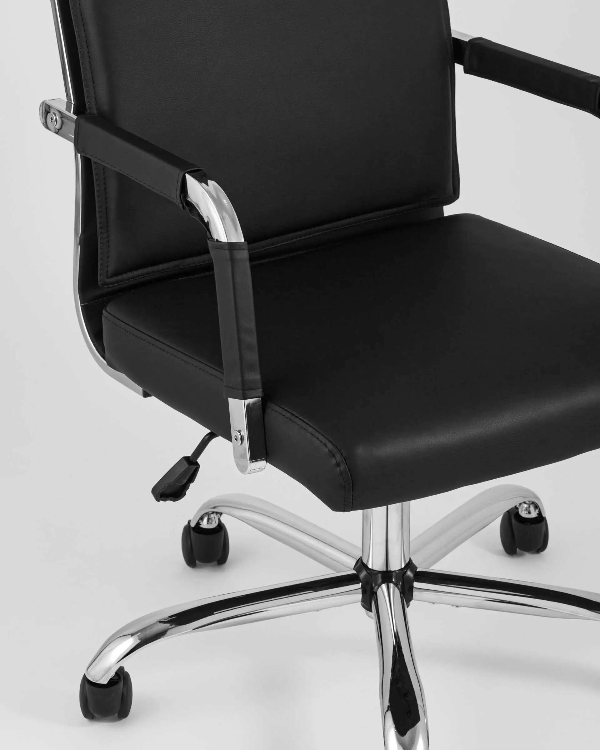 Кресло офисное TopChairs Original черное