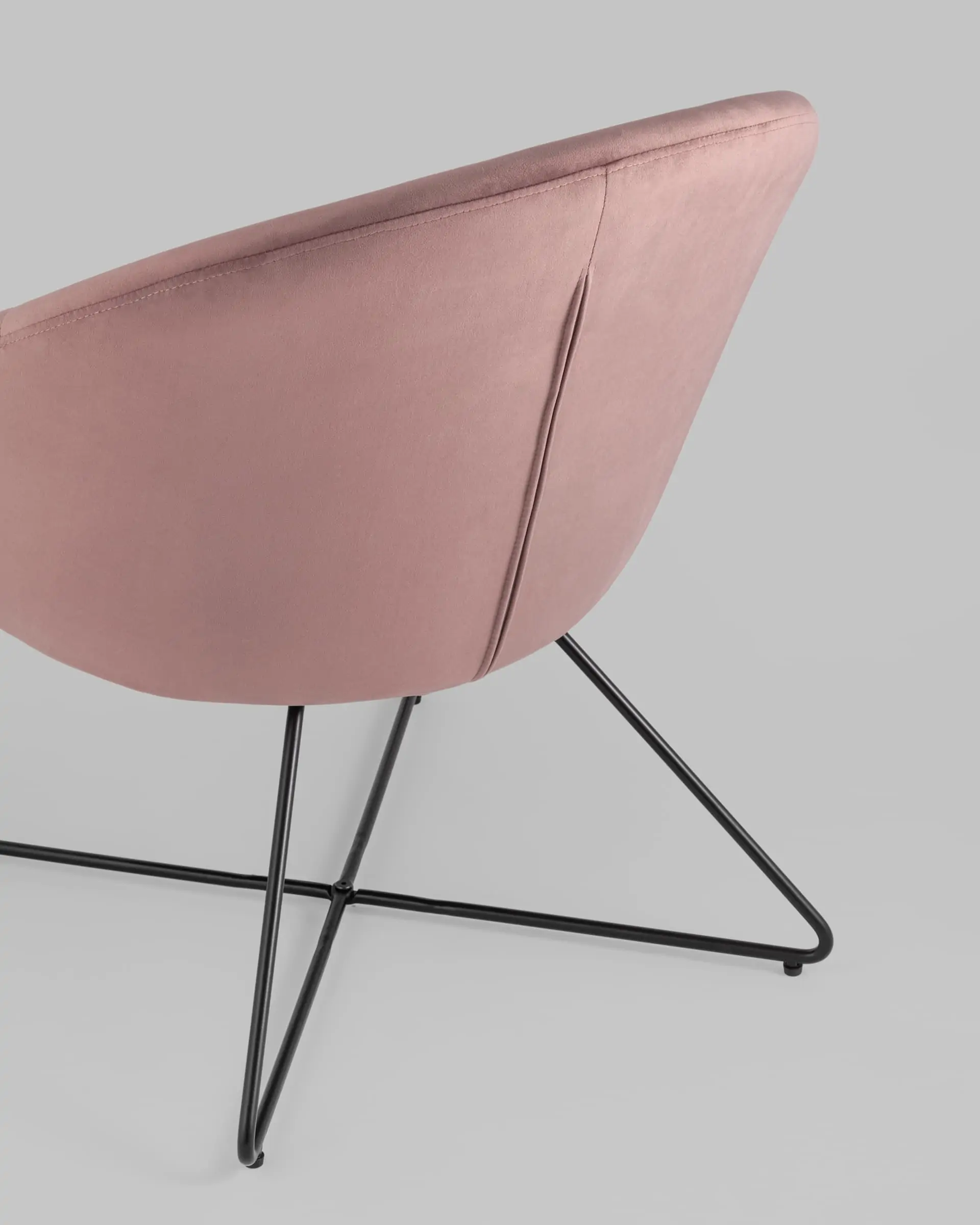 Кресло Колумбия пыльно-розовое велюр на металлических ножках