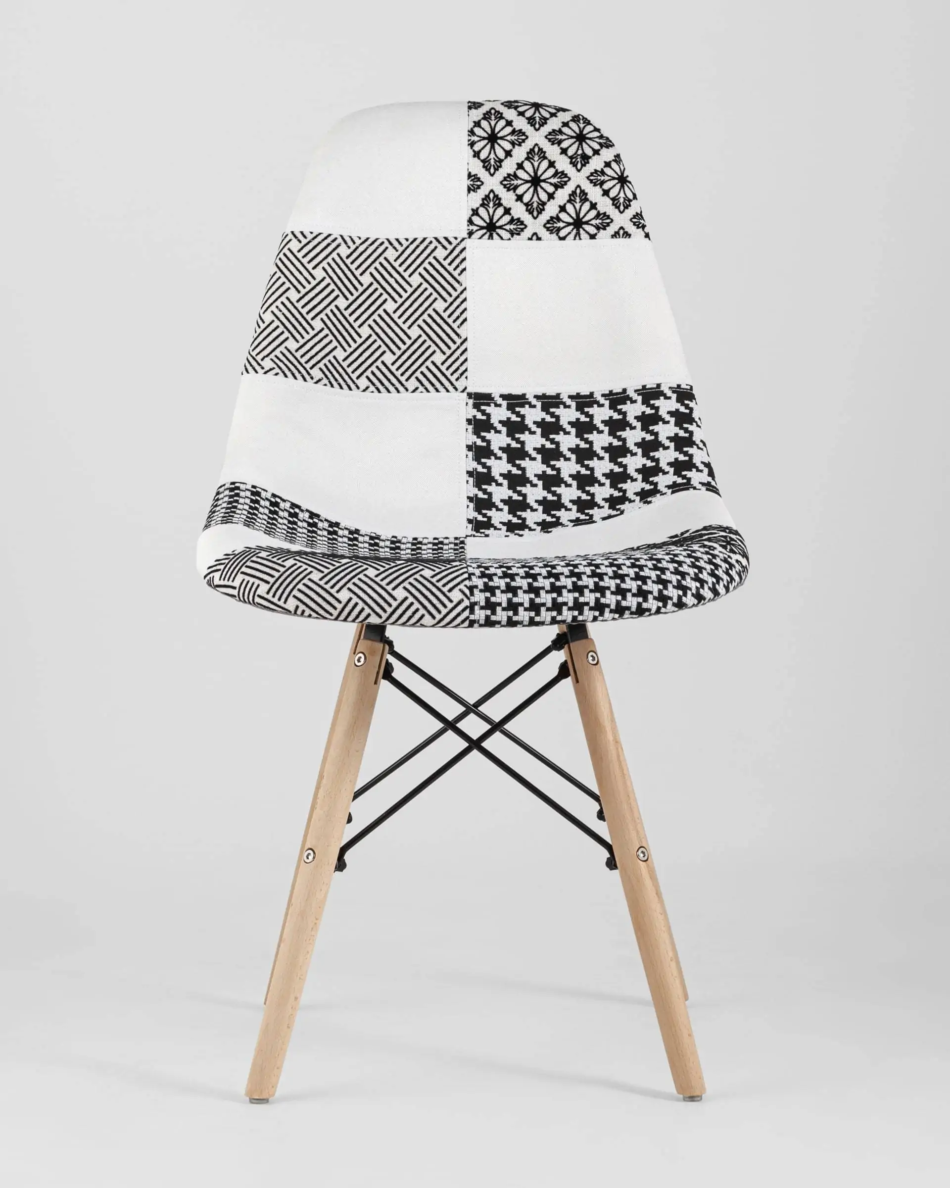 Обеденная группа стол Стокгольм 160-220*90, 6 стульев DSW пэчворк черно-белые