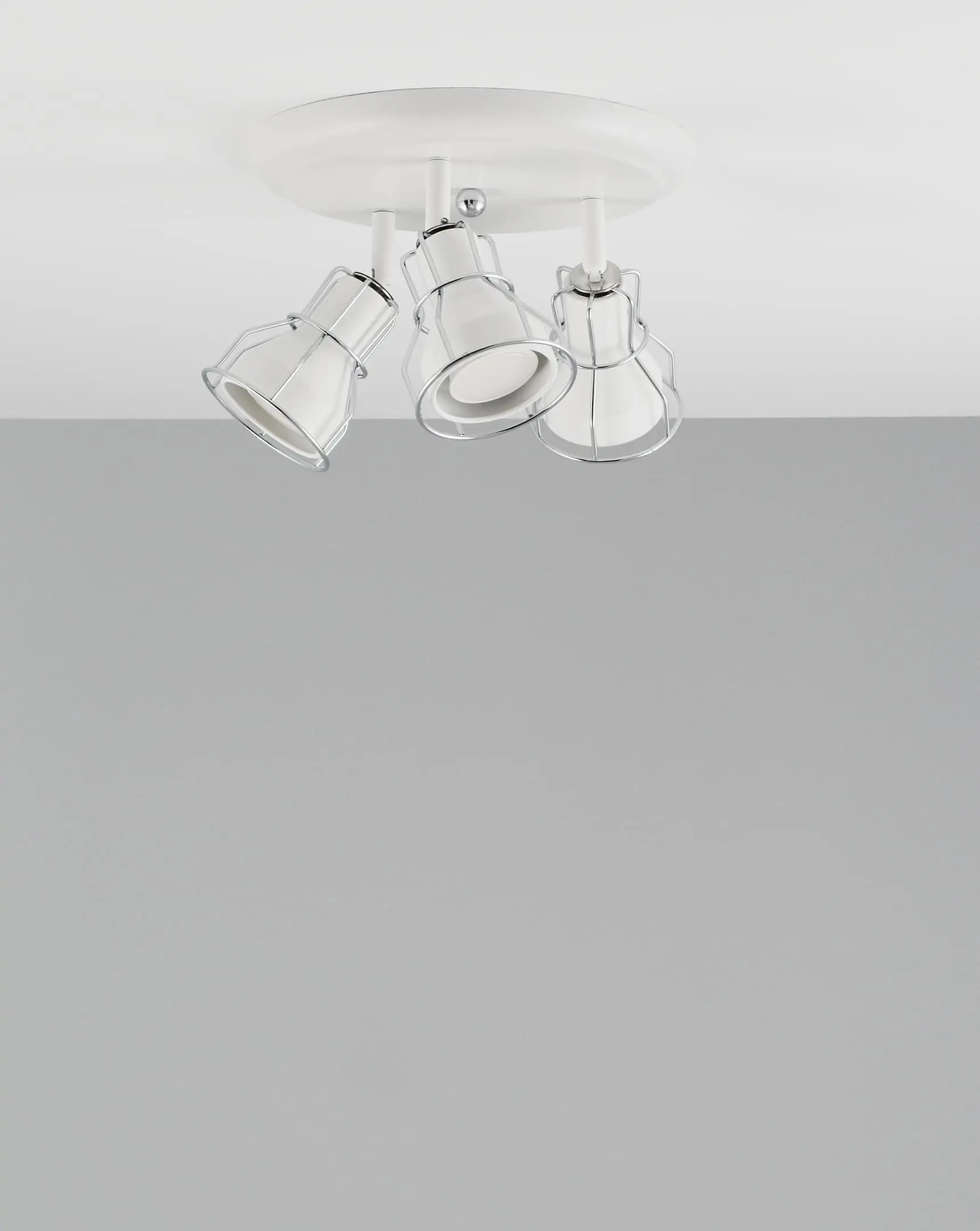 Спот Moderli V2703-3C Source
