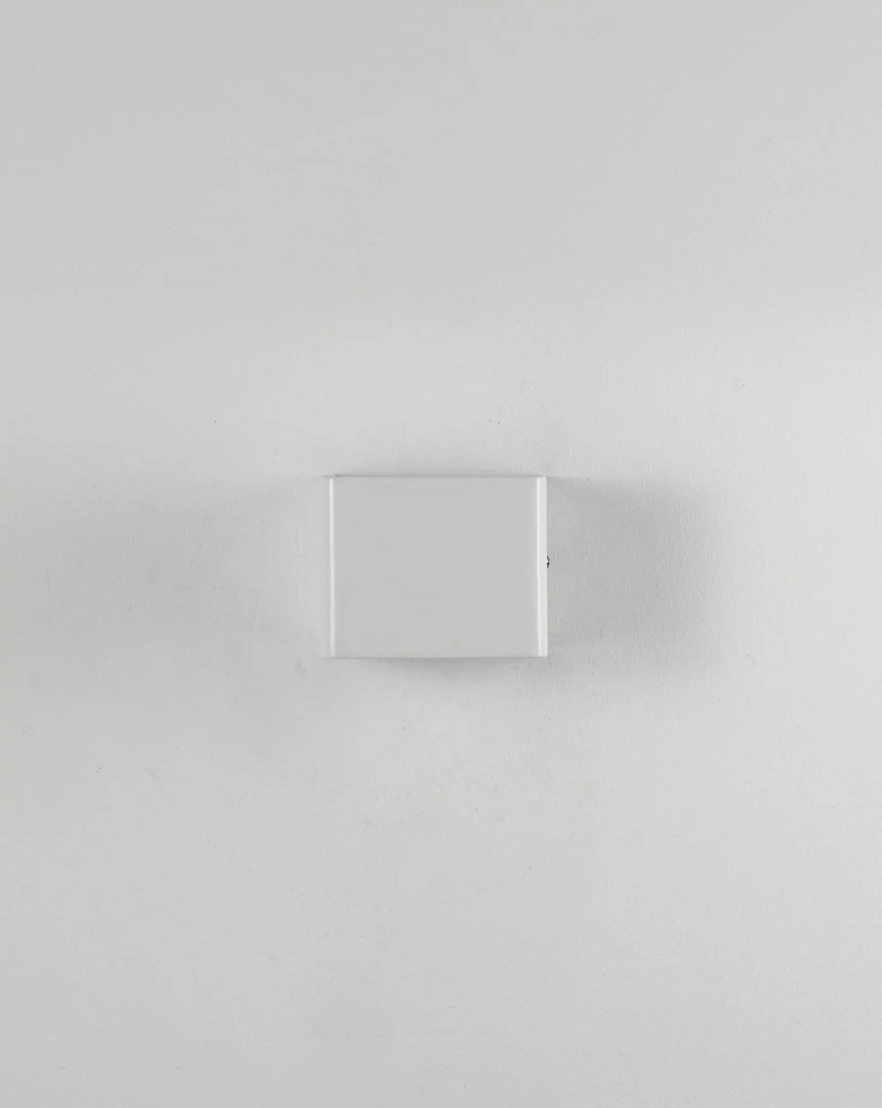 Светодиодный настенный светильник Moderli V1870-WL Slim