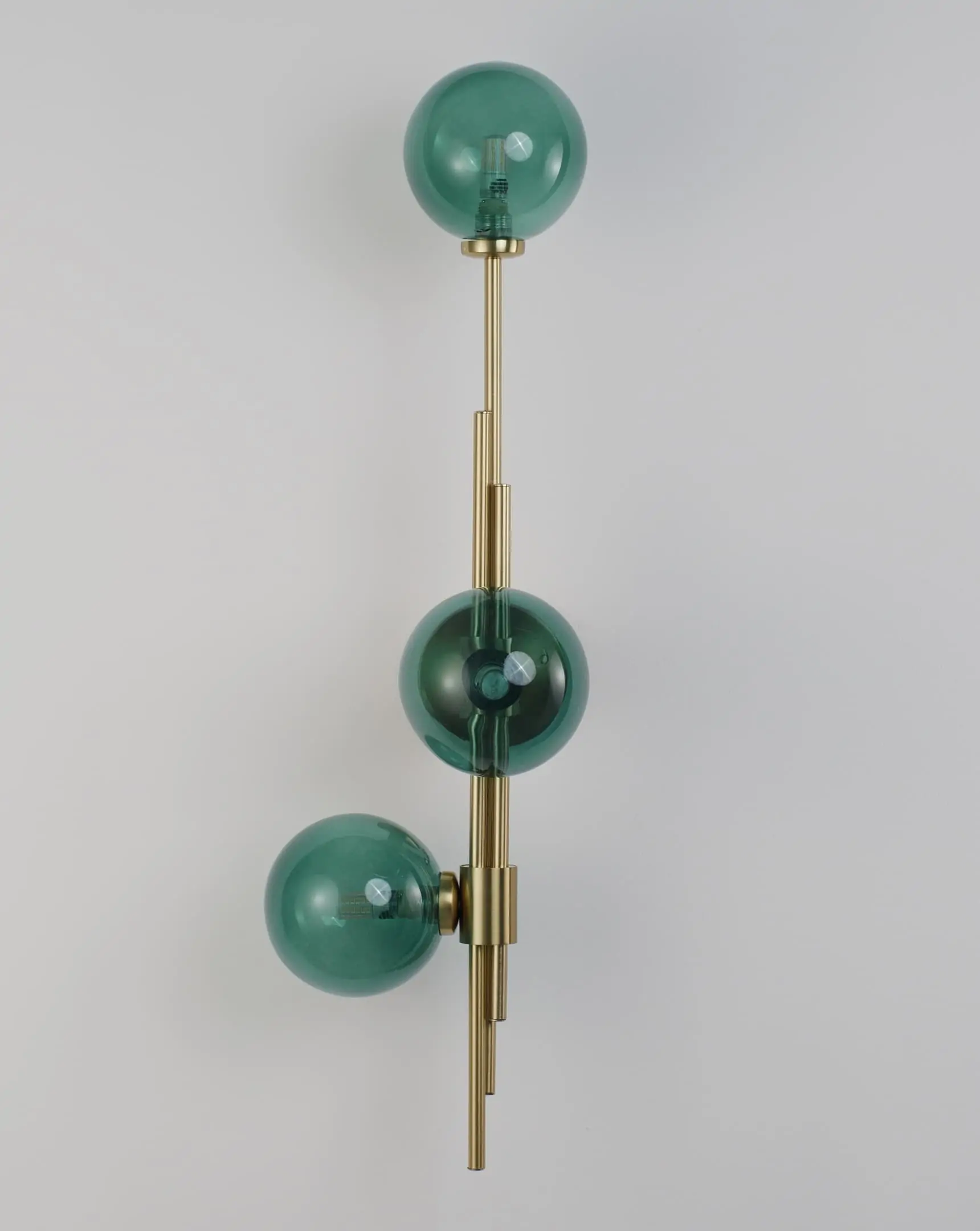 Светильник настенный Moderli V10250-3W Sience