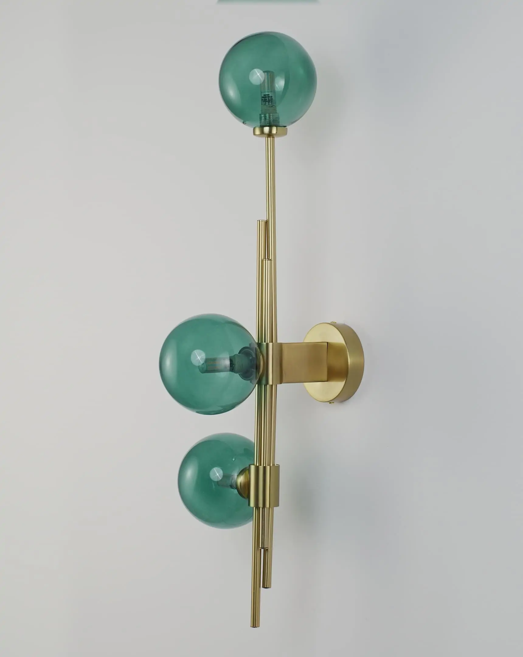 Светильник настенный Moderli V10250-3W Sience