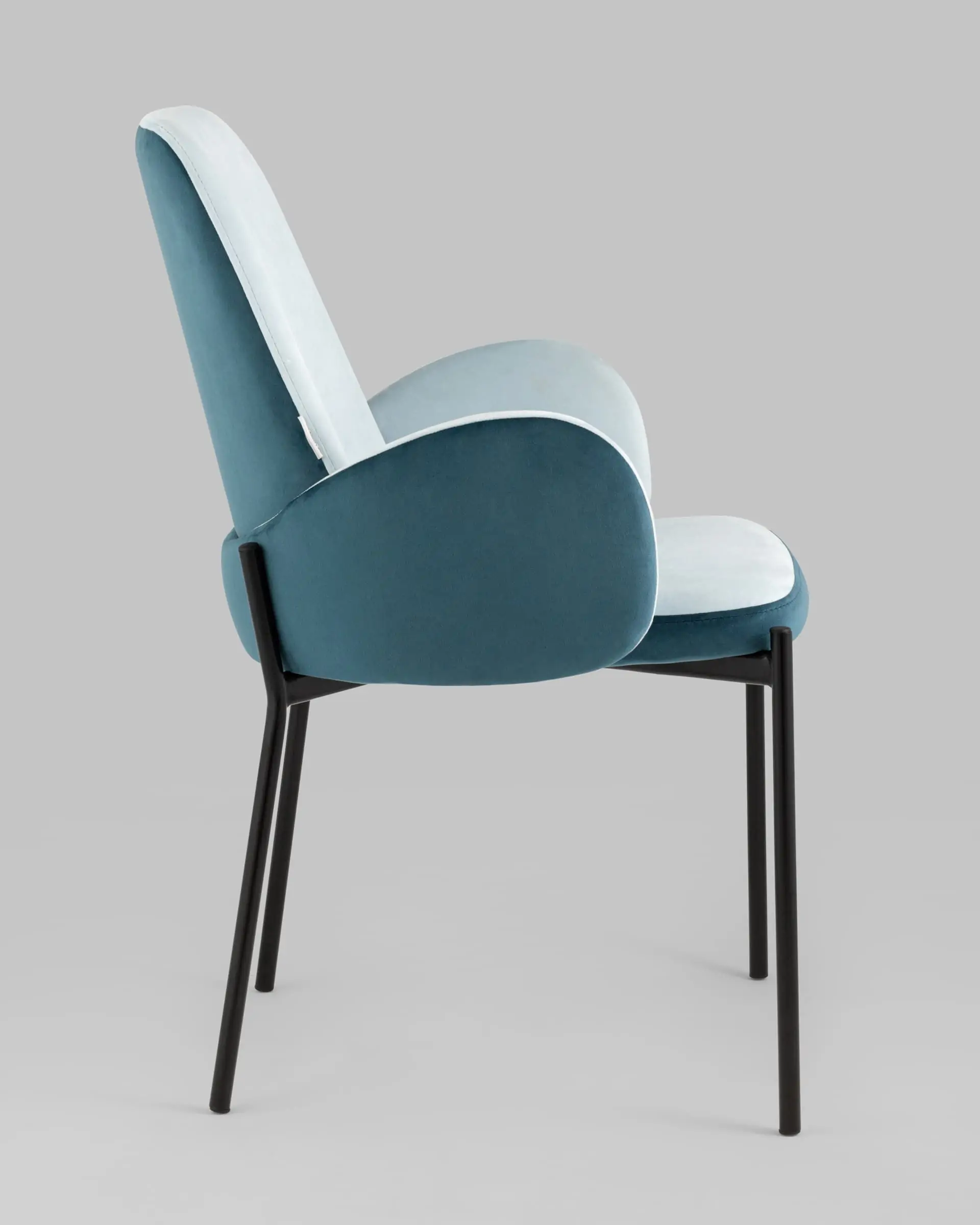 Стул Дивора велюр светло-голубой с синей спинкой