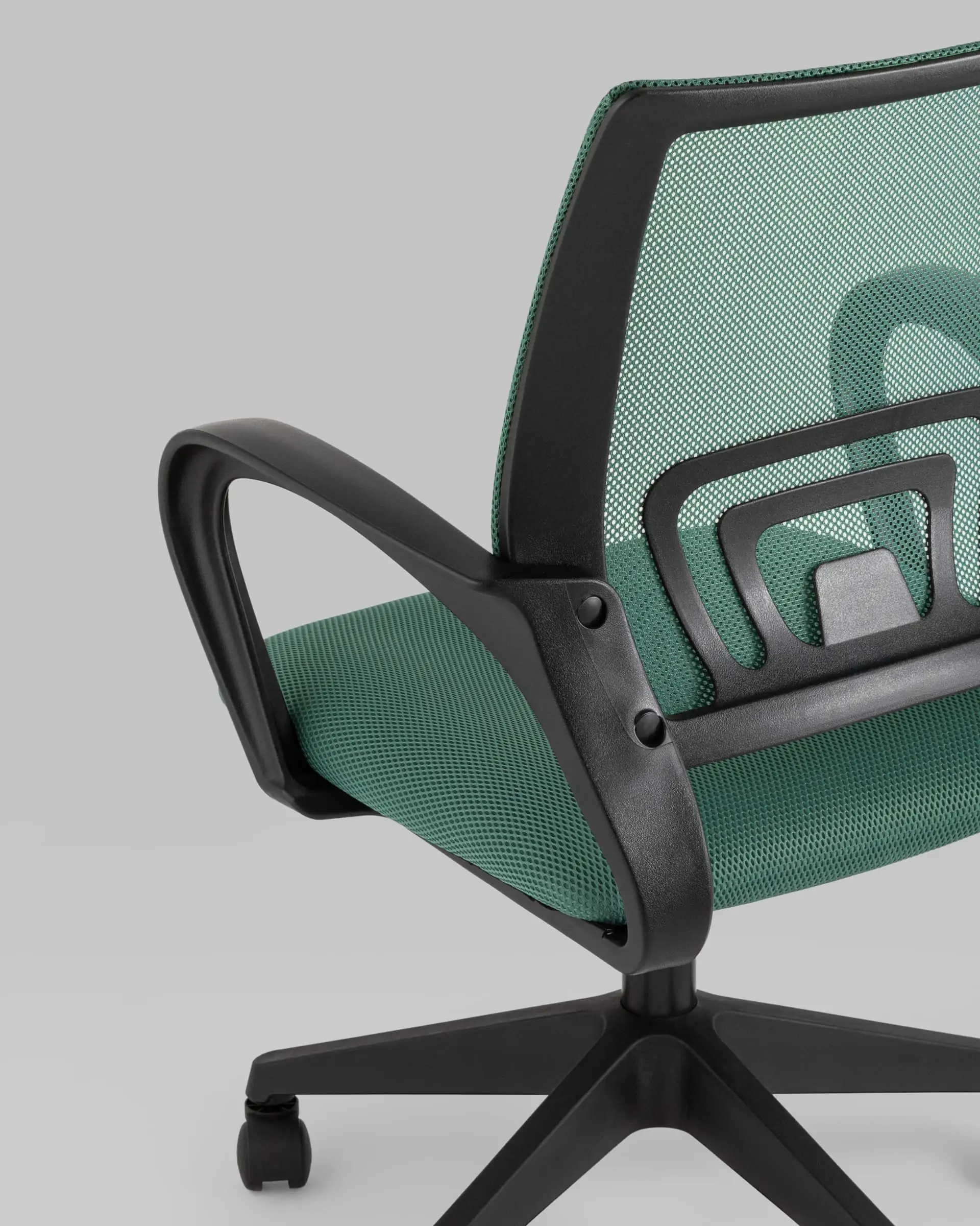 Кресло офисное TopChairs ST-Basic сетка/ткань зеленый