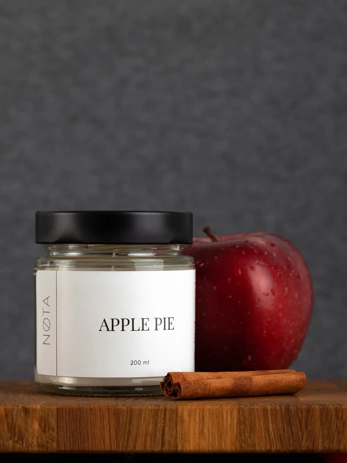 Свеча ароматическая Nota Apple pie, 200 мл