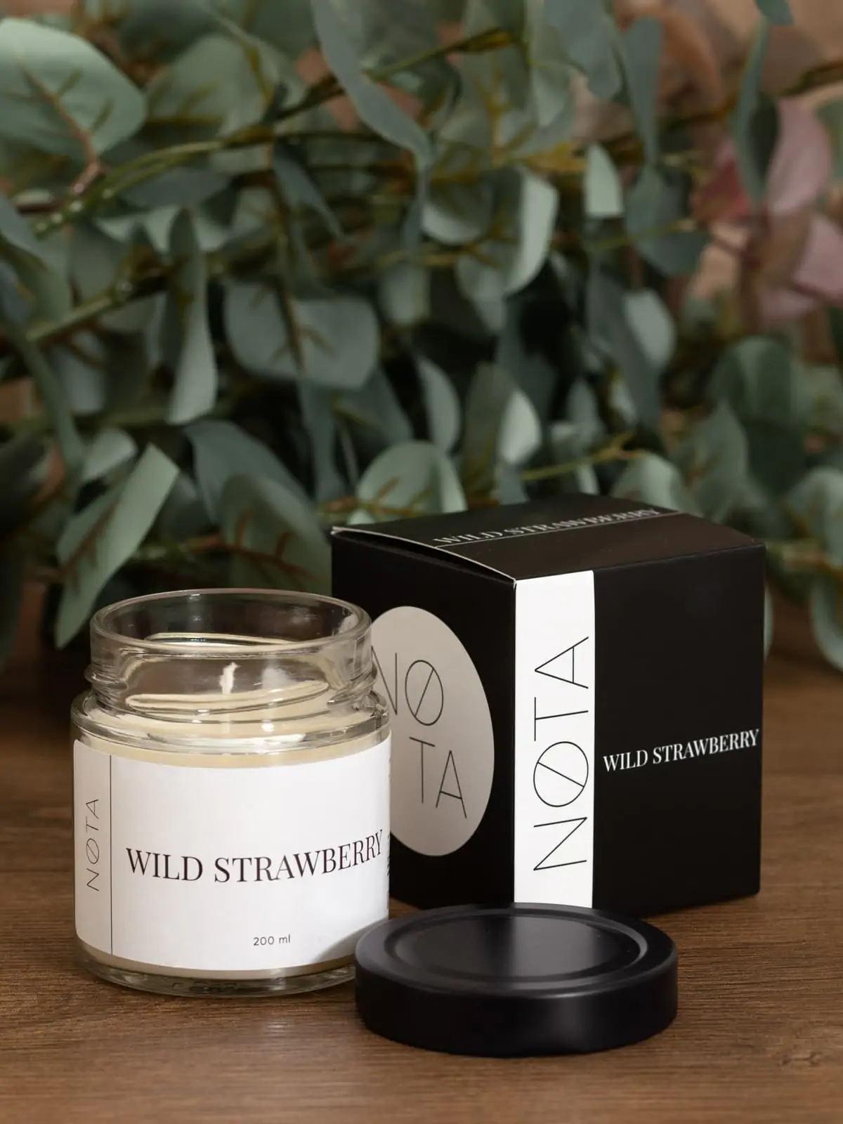 Свеча ароматическая Nota Wild strawberry, 200 мл