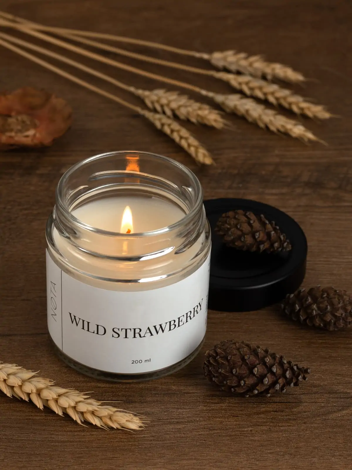 Свеча ароматическая Nota Wild strawberry, 200 мл