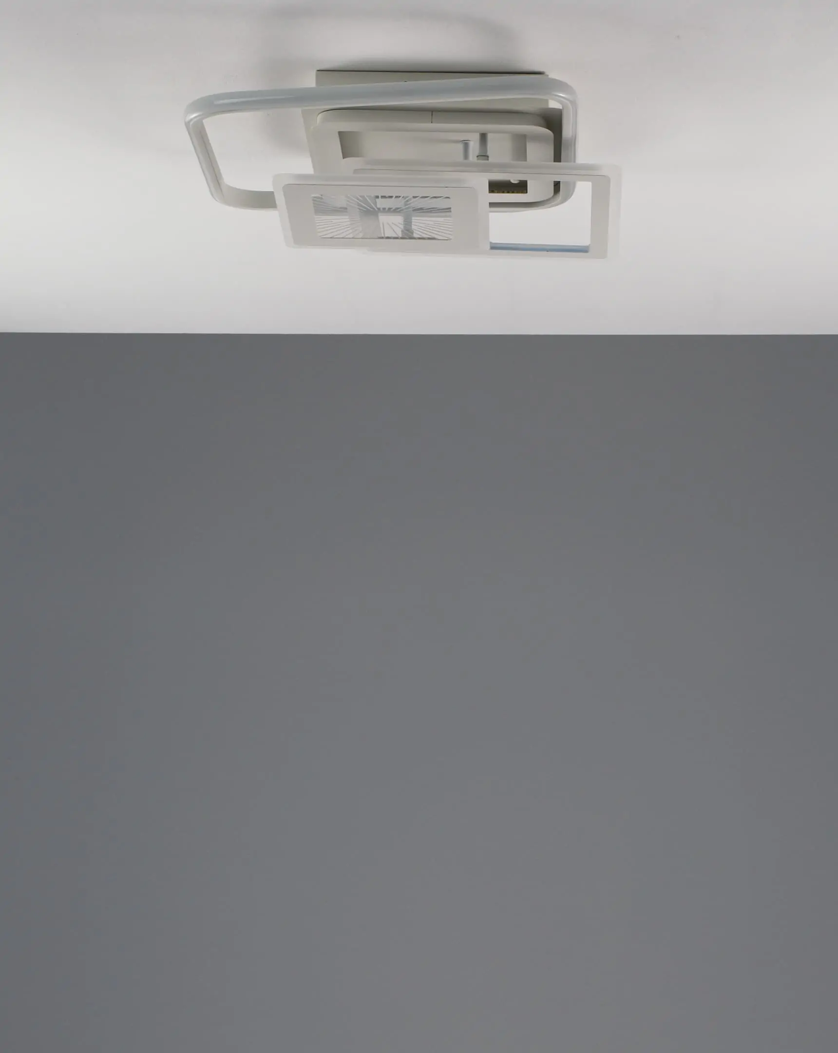 Люстра потолочная светодиодная Moderli V10608-CL Glossy