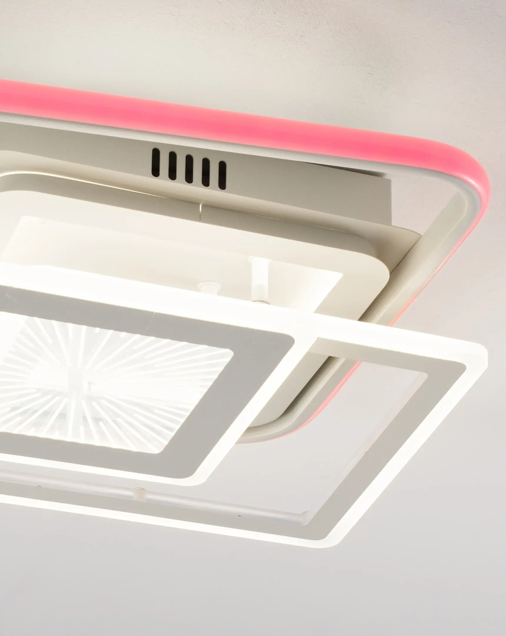 Люстра потолочная светодиодная Moderli V10608-CL Glossy
