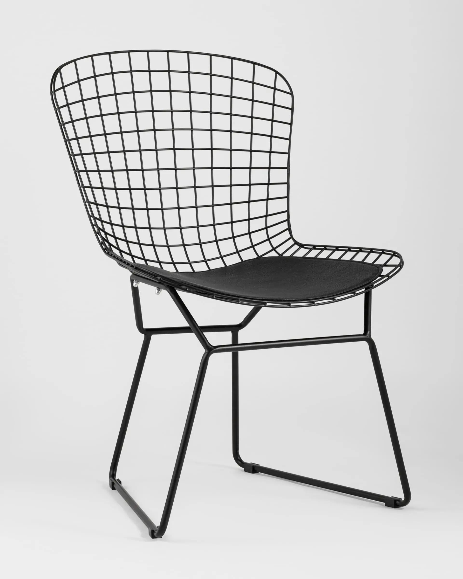 Стул обеденный Bertoia черный с черной подушкой 2 шт