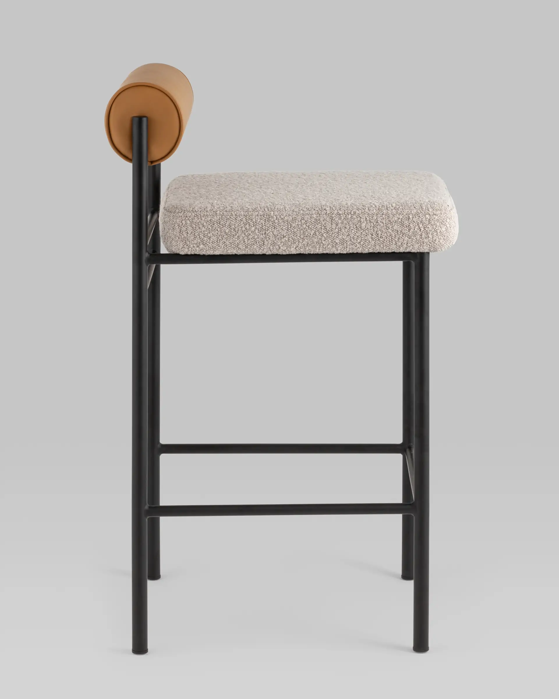 Стул полубарный Балла бежевый на металлических ножках