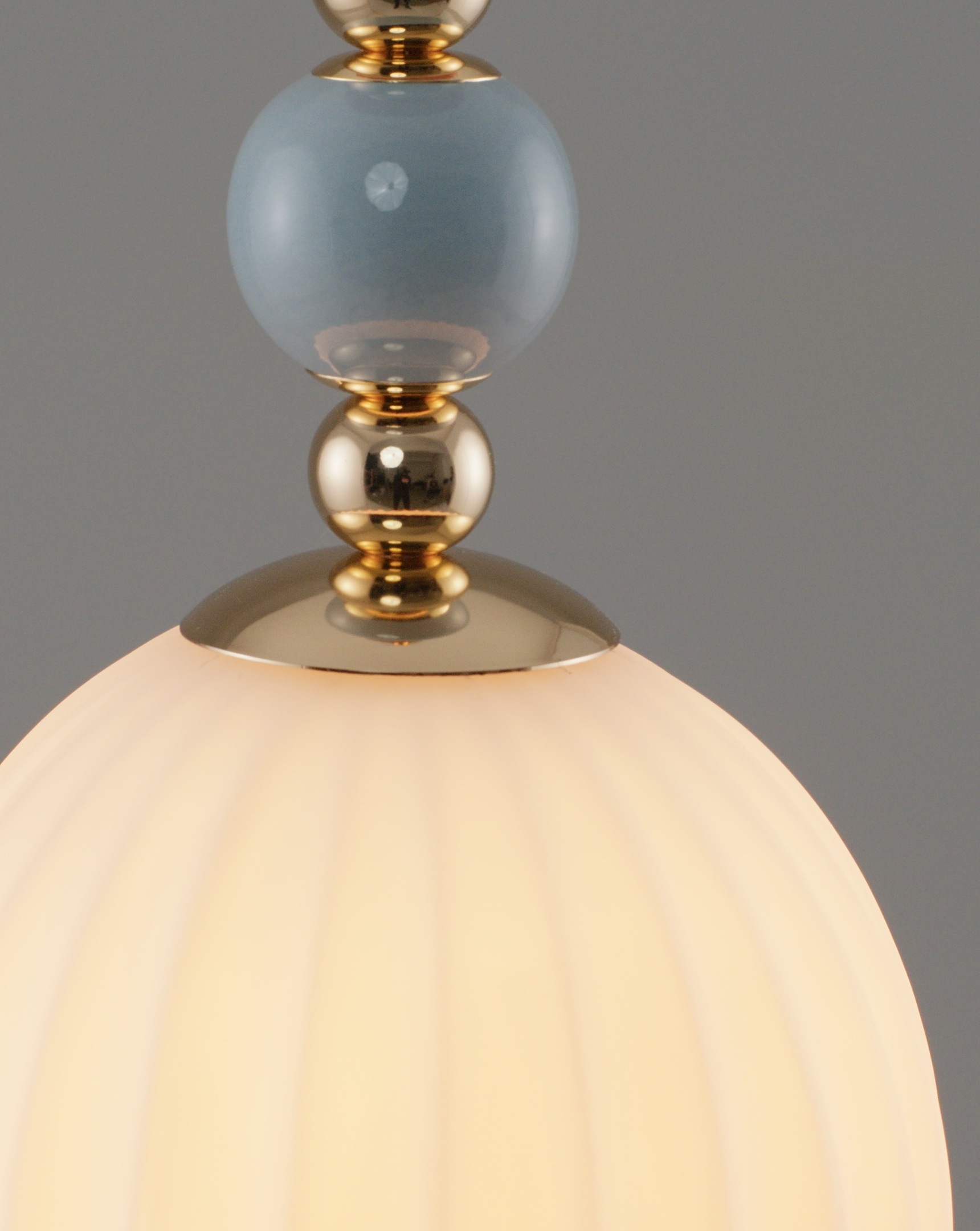 Светильник подвесной Moderli V10902-P Charm