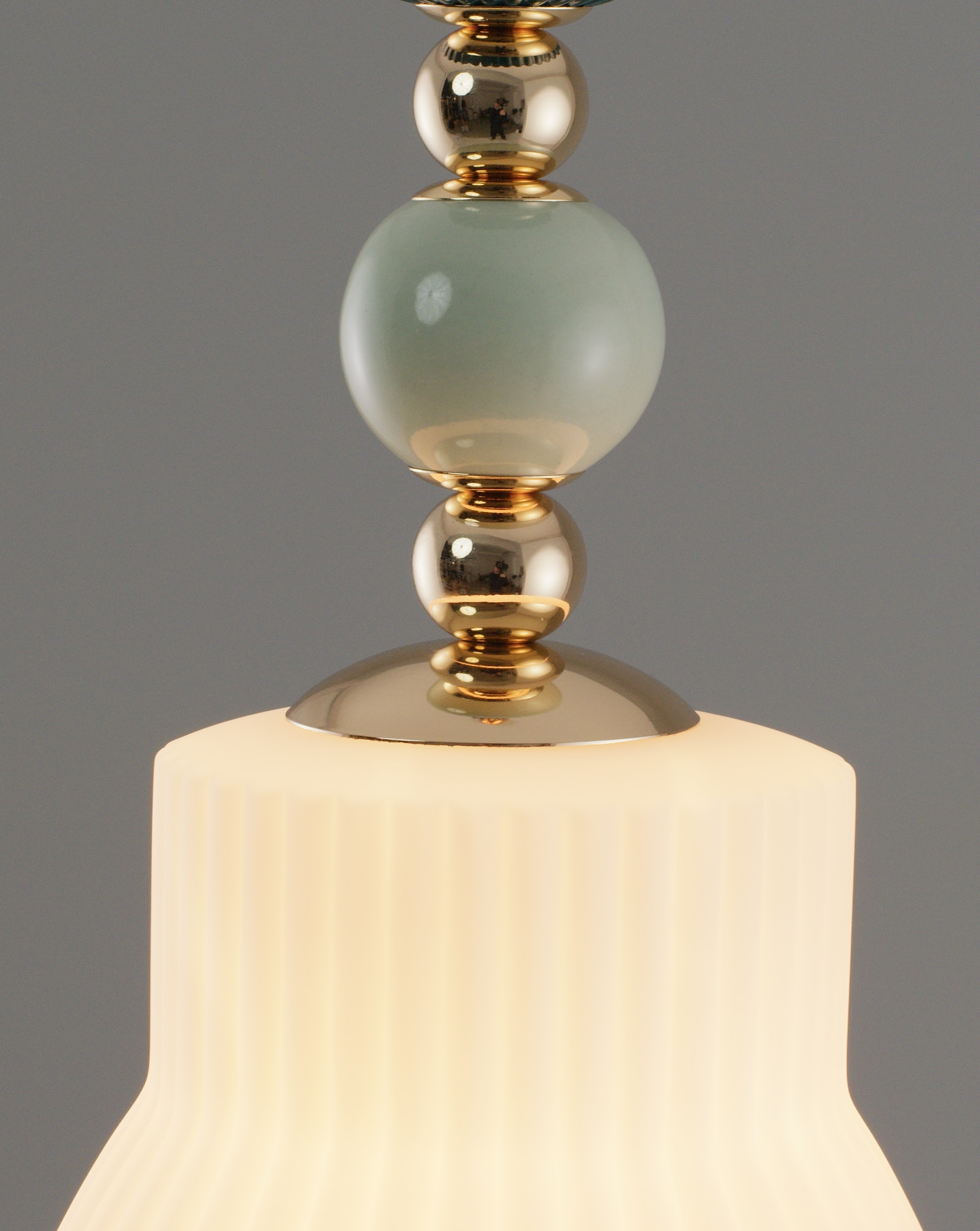Светильник подвесной Moderli V10904-P Charm