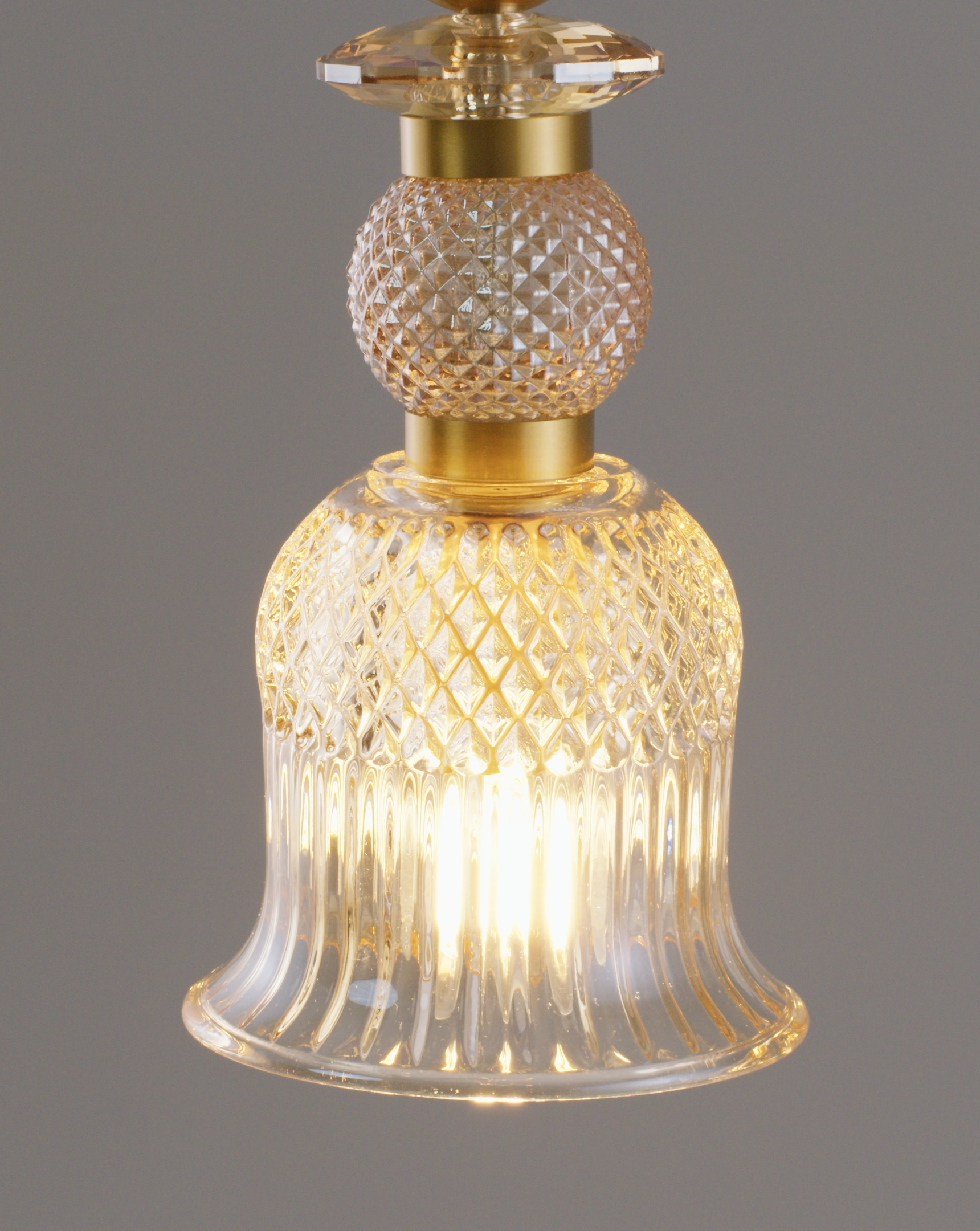 Светильник подвесной Moderli V10906-P Glassy