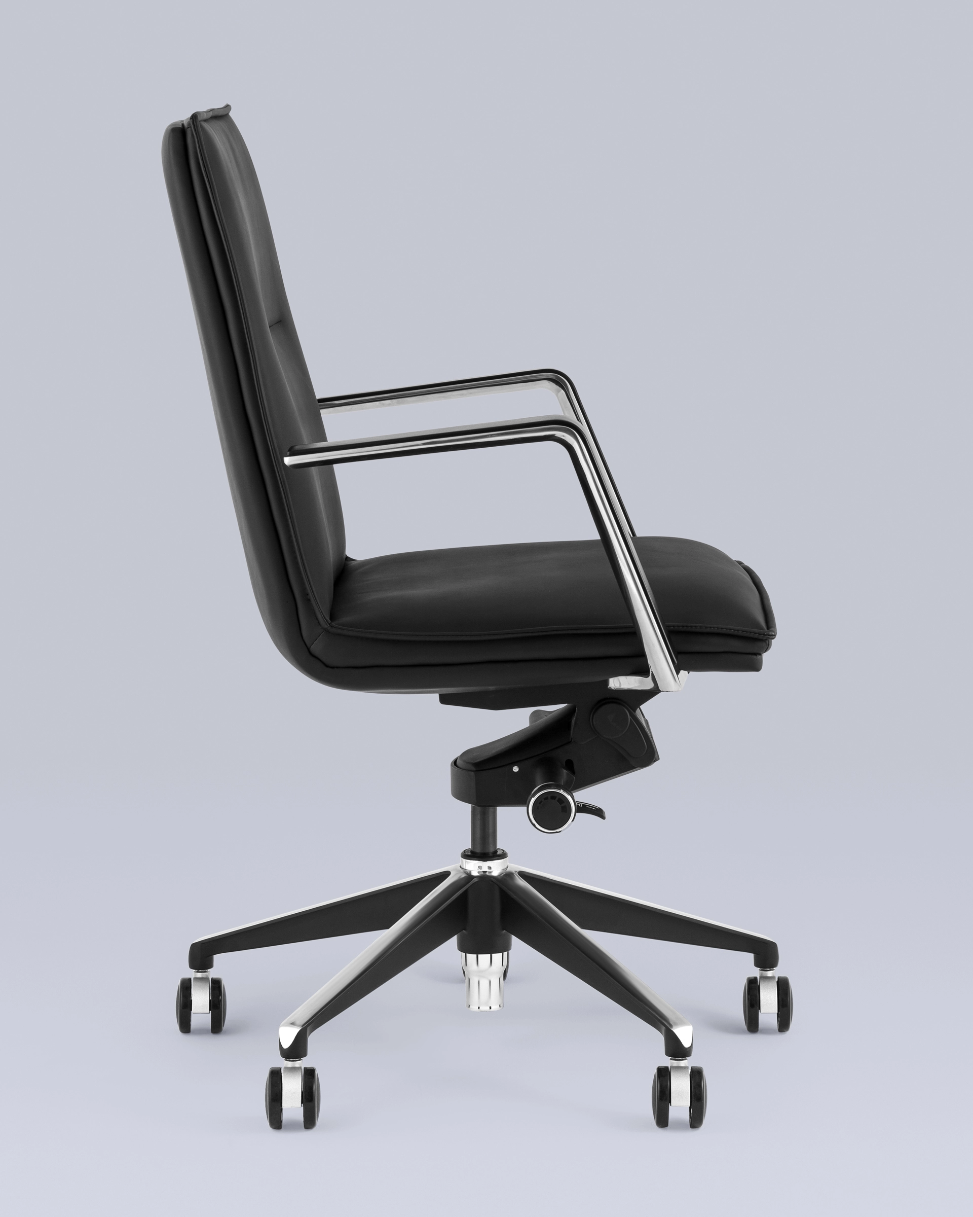 Кресло офисное TopChairs Arrow черный