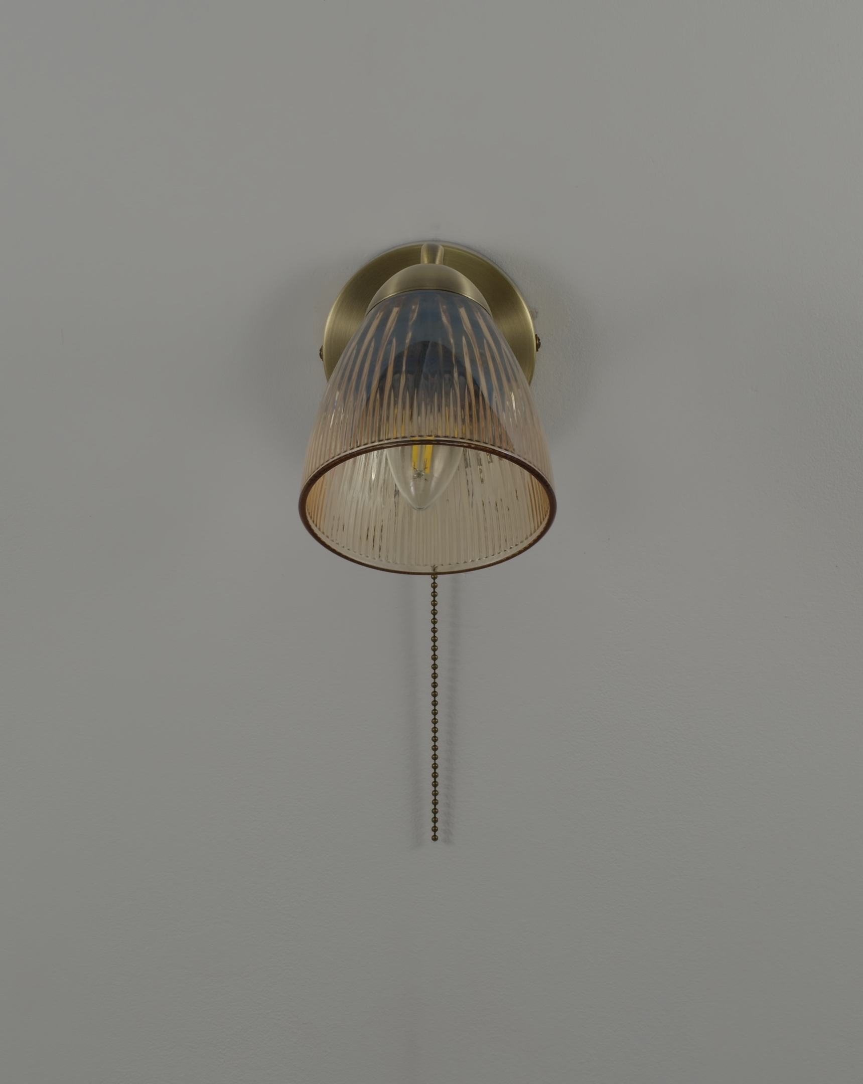 Бра Moderli V10816-1W Sandy