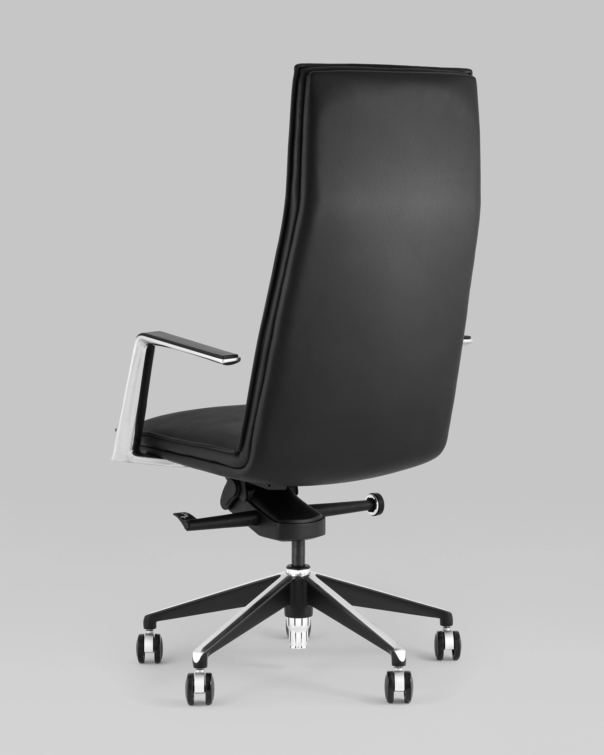 Кресло руководителя TopChairs Arrow черный
