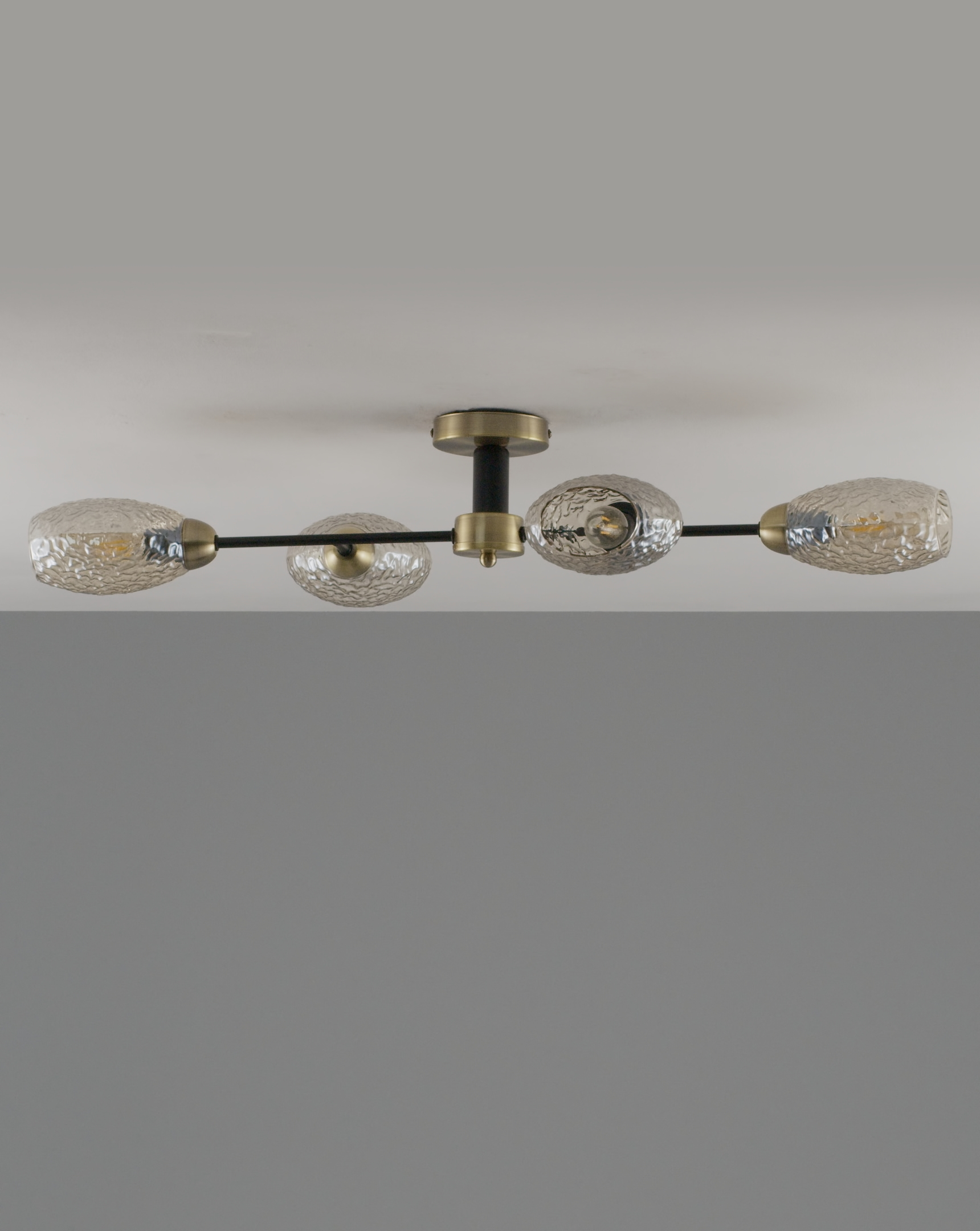 Люстра потолочная Moderli V10814-4C Lively