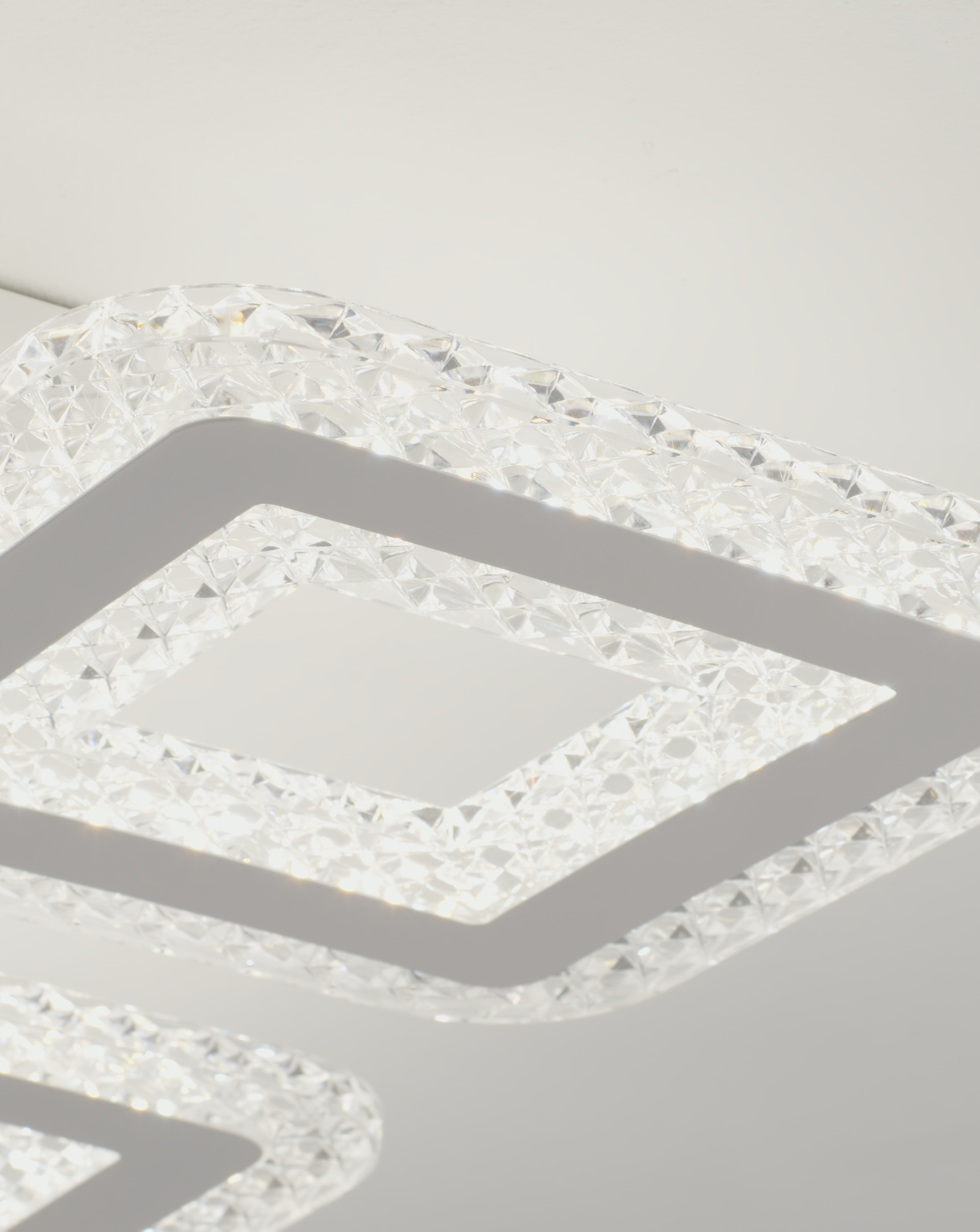 Светильник потолочный светодиодный Moderli V10673-CL Mosaico