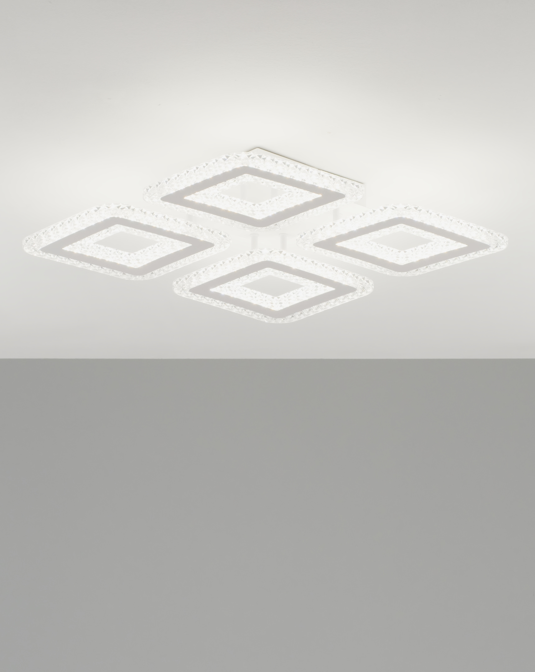 Светильник потолочный светодиодный Moderli V10673-CL Mosaico