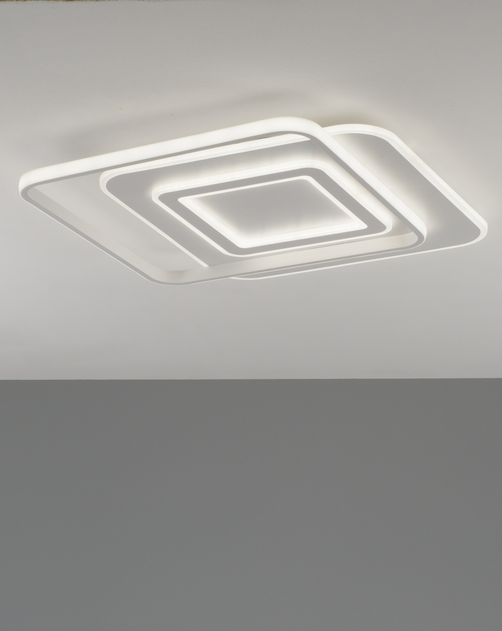 Светильник потолочный светодиодный Moderli V10668-CL Magnete