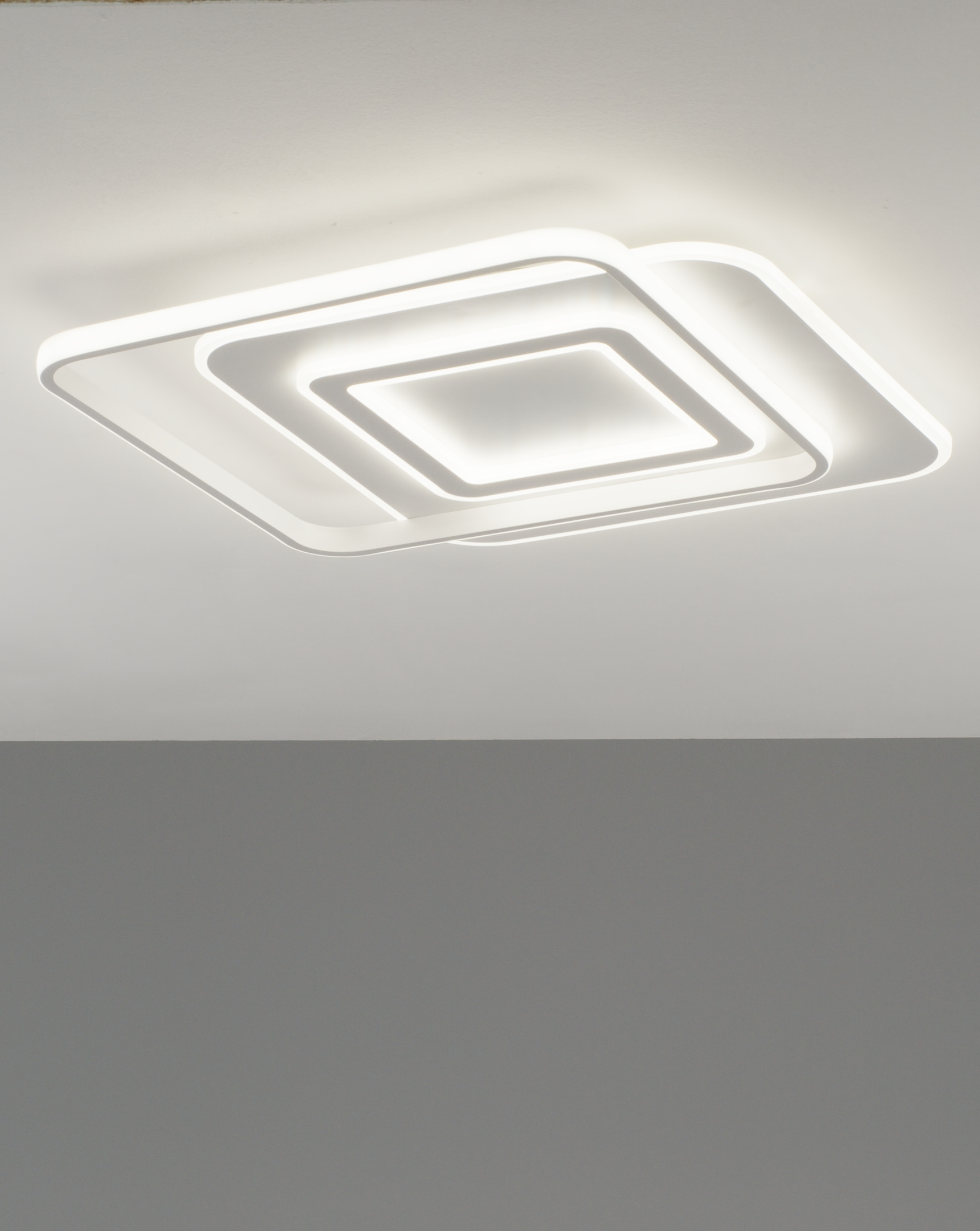 Светильник потолочный светодиодный Moderli V10668-CL Magnete