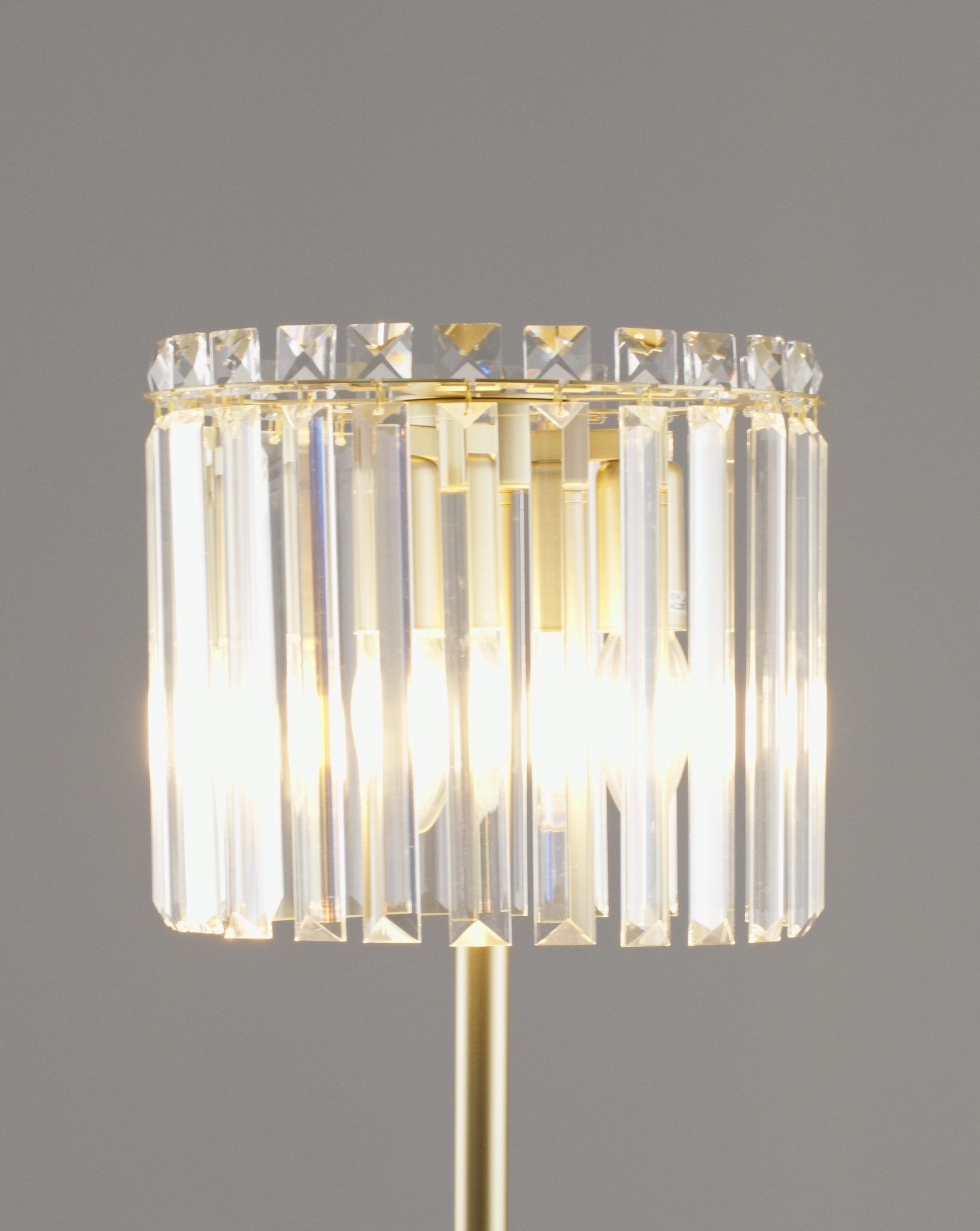 Лампа настольная Moderli V10745-3T Crystal