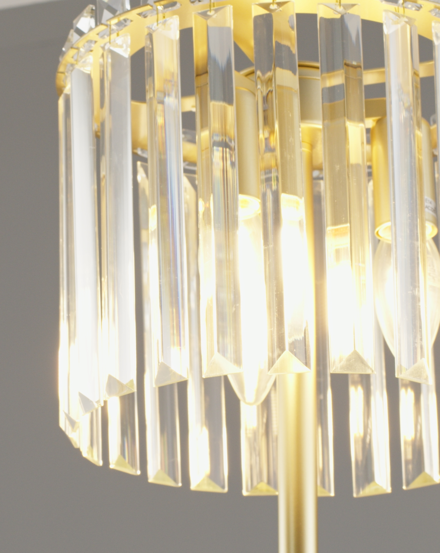 Лампа настольная Moderli V10745-3T Crystal