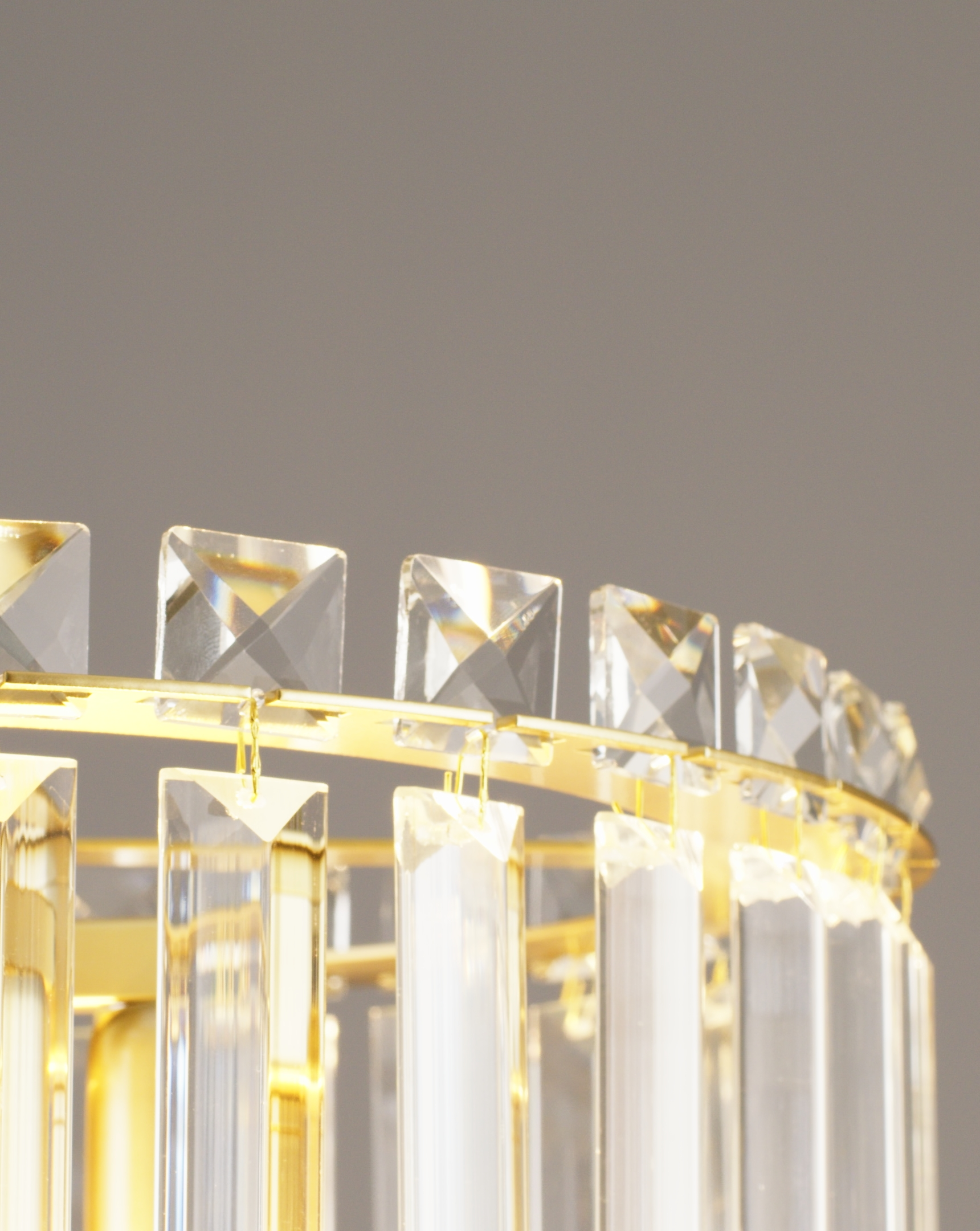 Люстра подвесная Moderli V10740-4P Crystal
