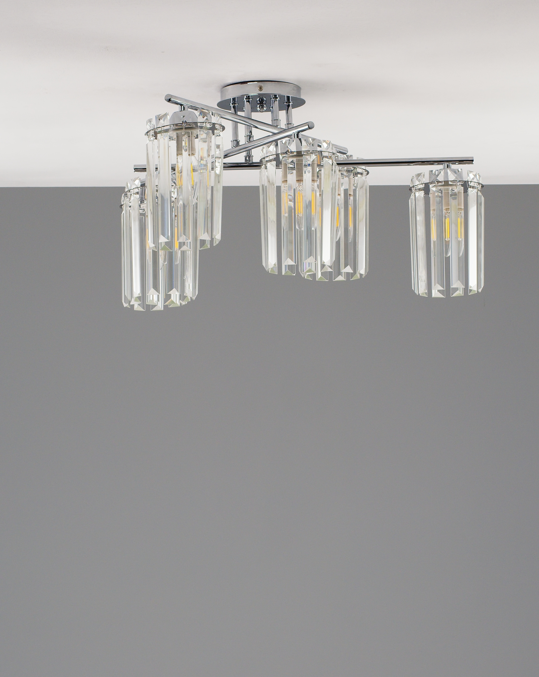 Люстра потолочная Moderli V10753-6C Everly