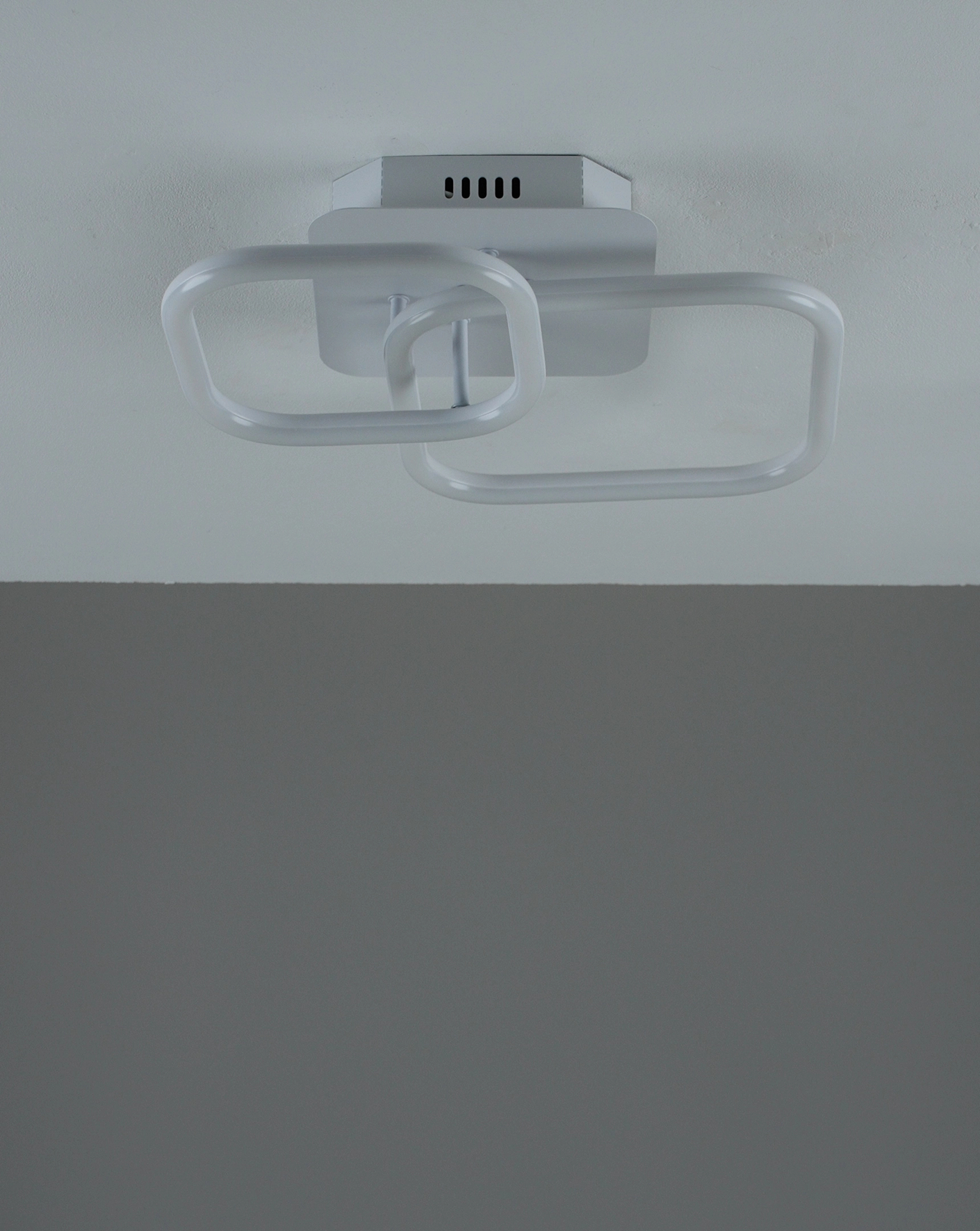 Светильник потолочный светодиодный Moderli V10987-CL Lighty