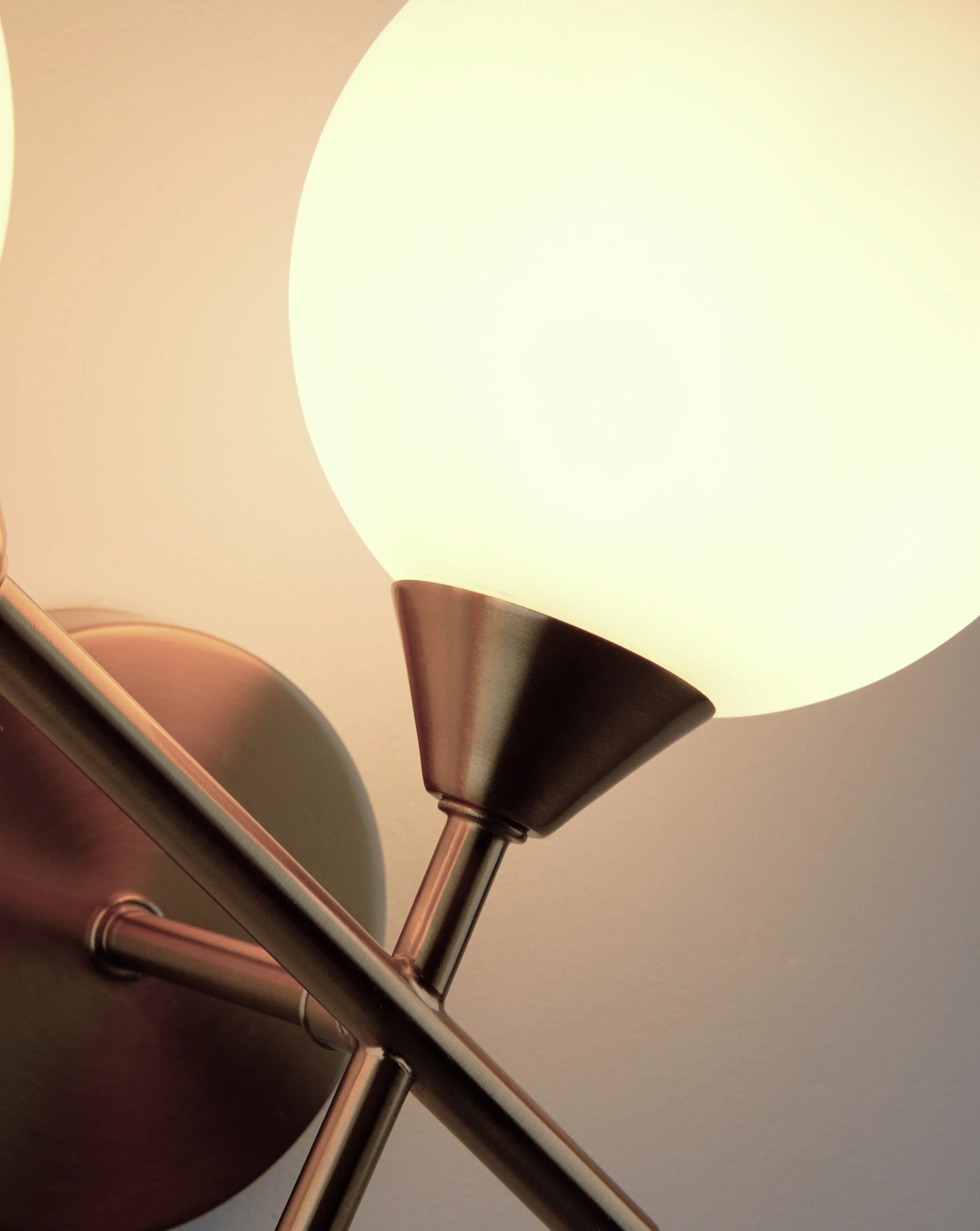 Бра Moderli V10843-2W Molecule