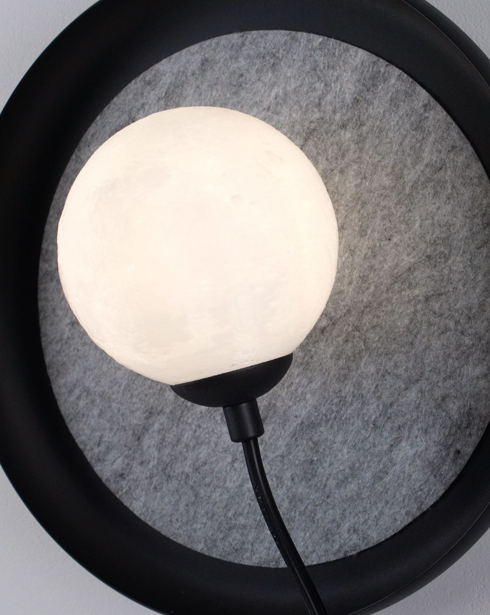 Светильник настенный Moderli V10692-WL Cosmi