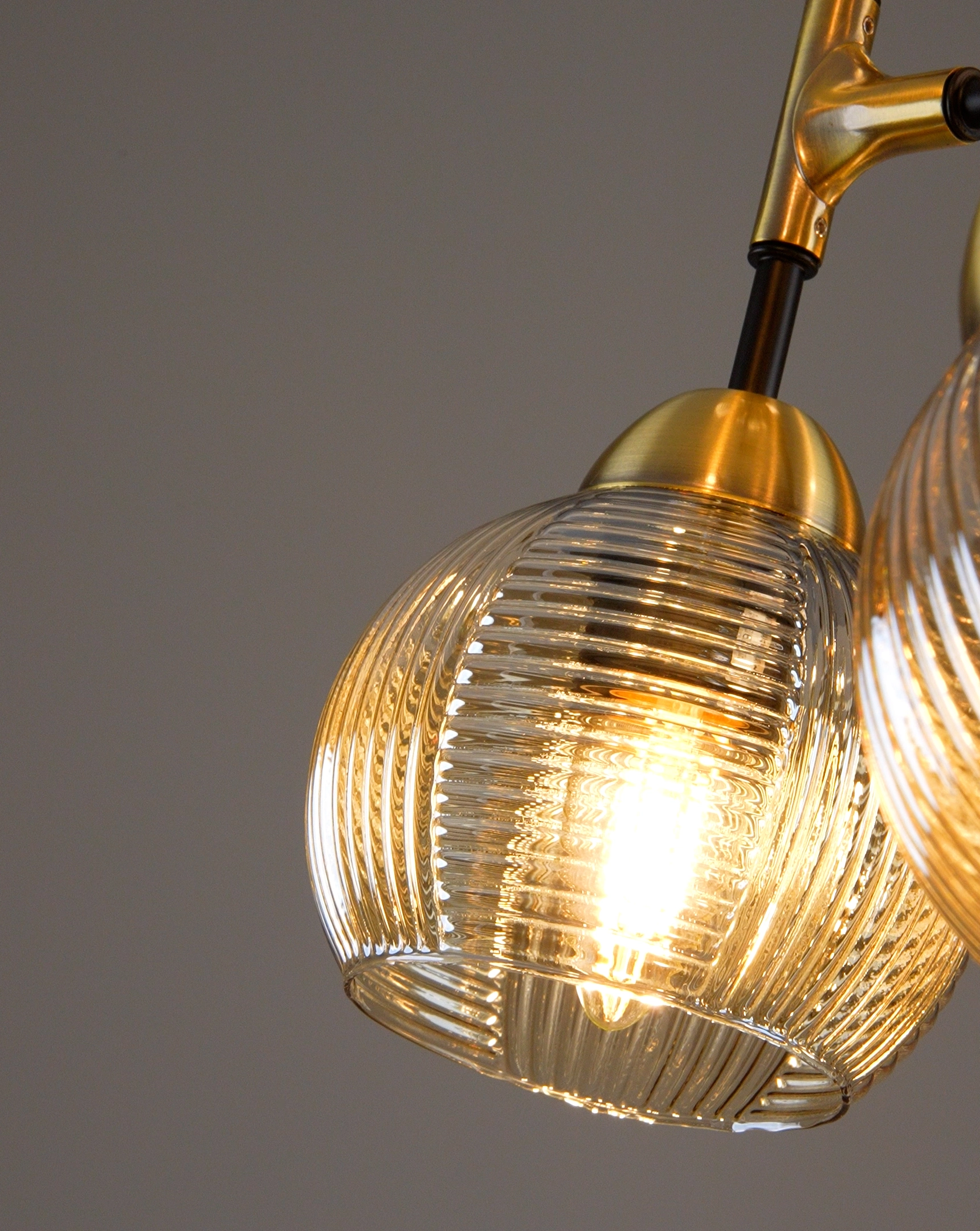 Светильник подвесной Moderli V10805-8P Arty