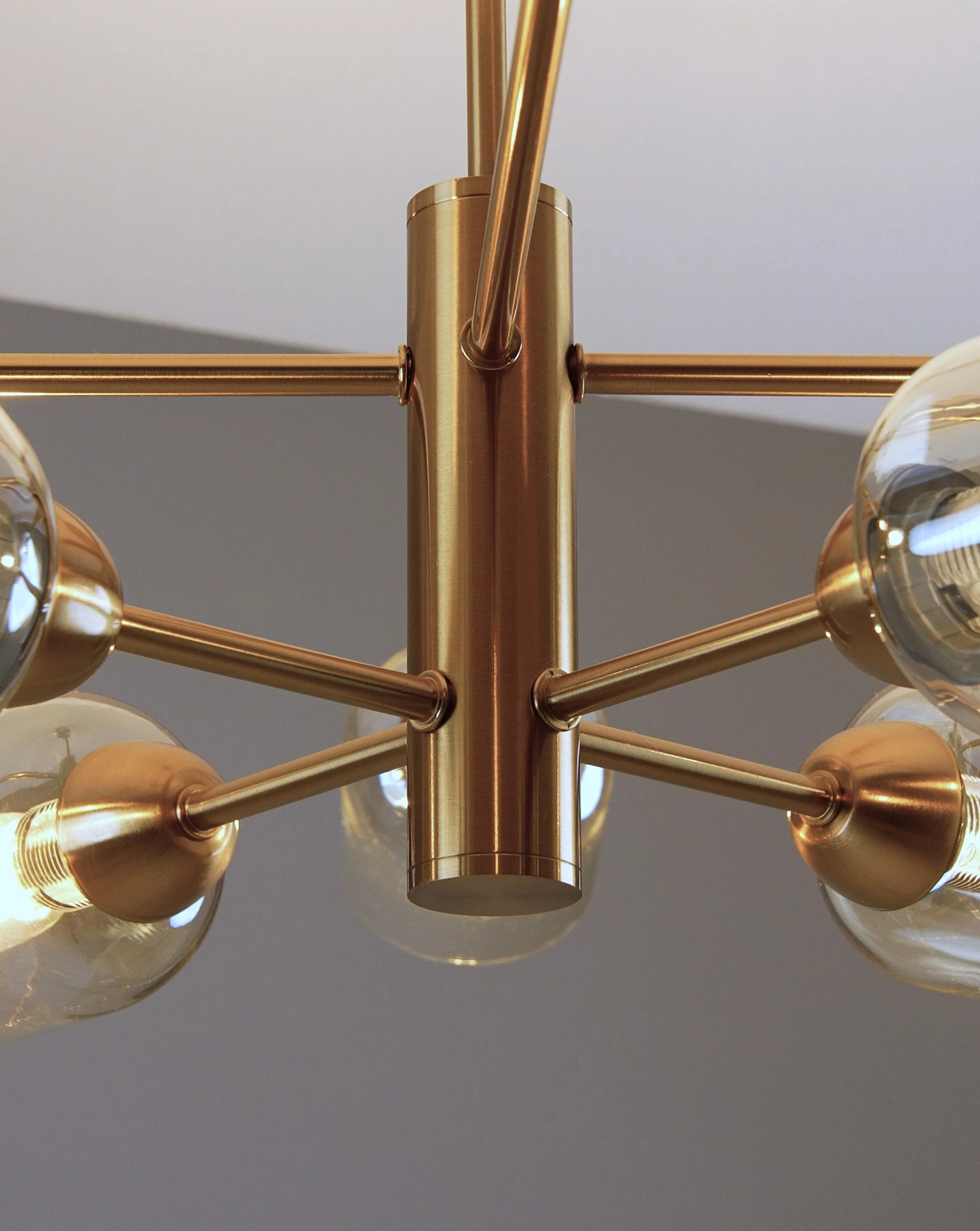 Люстра подвесная Moderli V10807-8P Avery