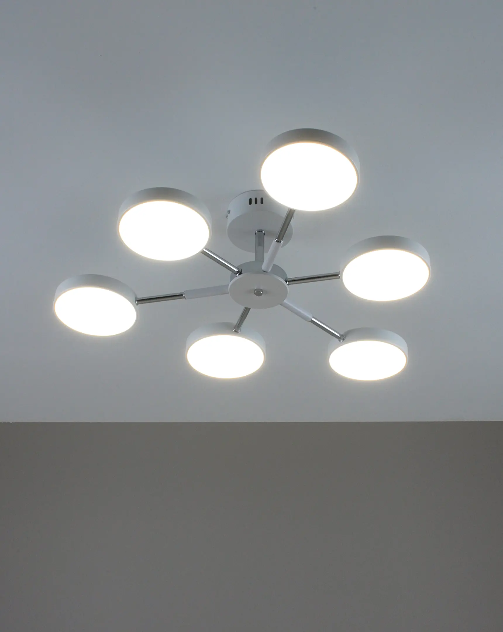 Светильник потолочный светодиодный Moderli V10961-CL Scandi