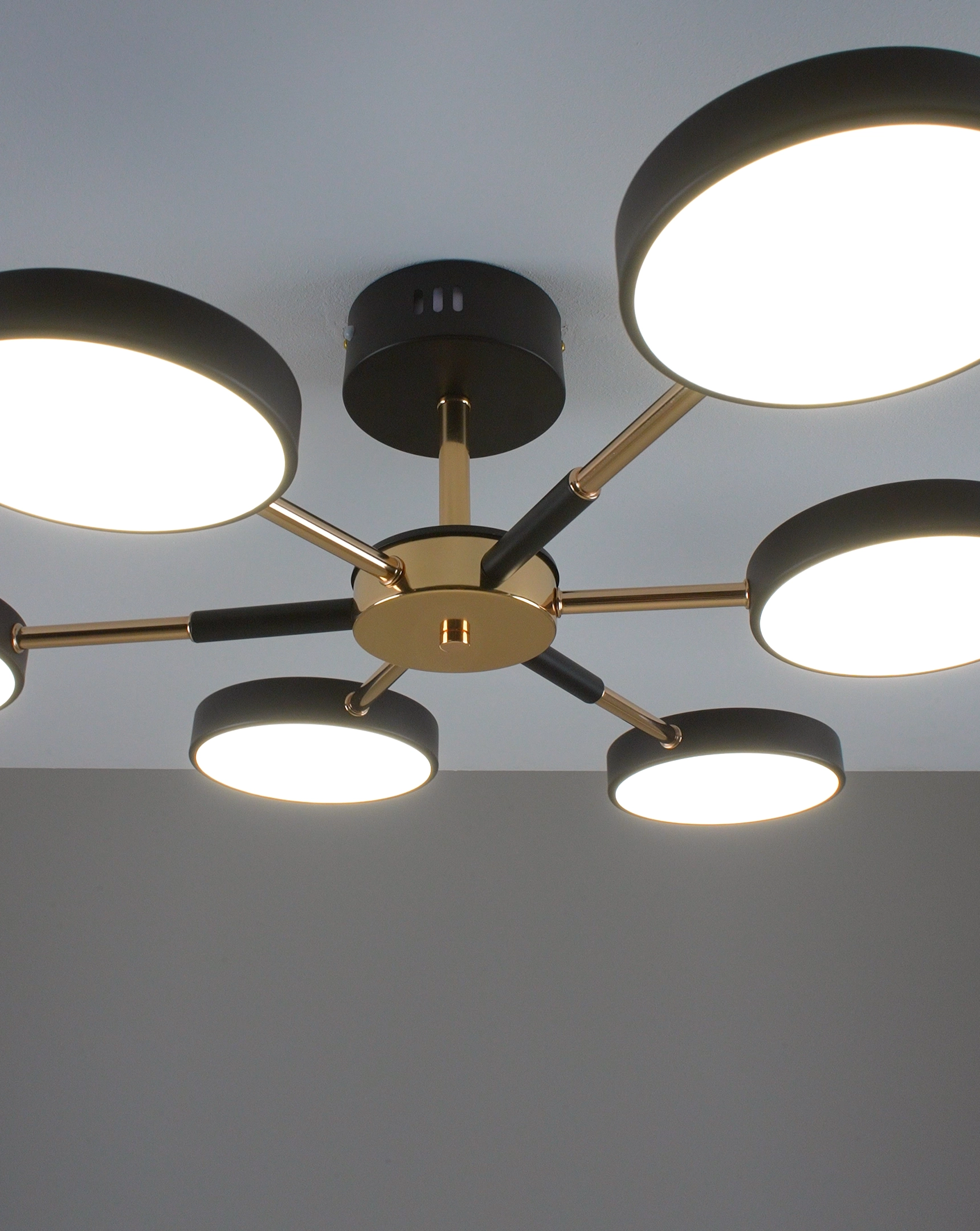 Светильник потолочный светодиодный Moderli V10962-CL Scandi