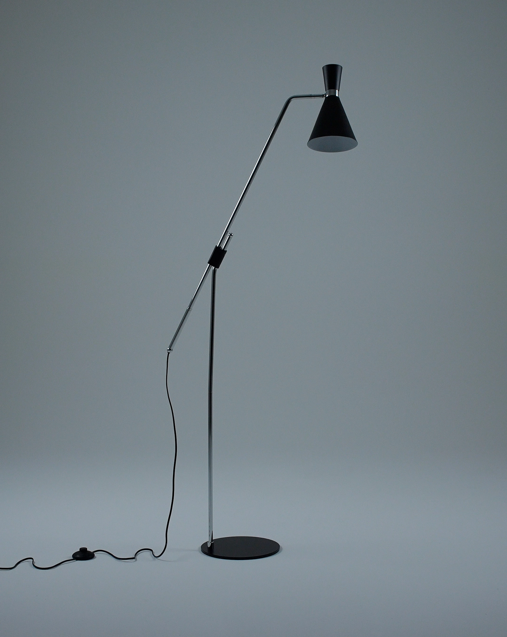 Торшер Moderli V10997-F Page с направленным светом для чтения