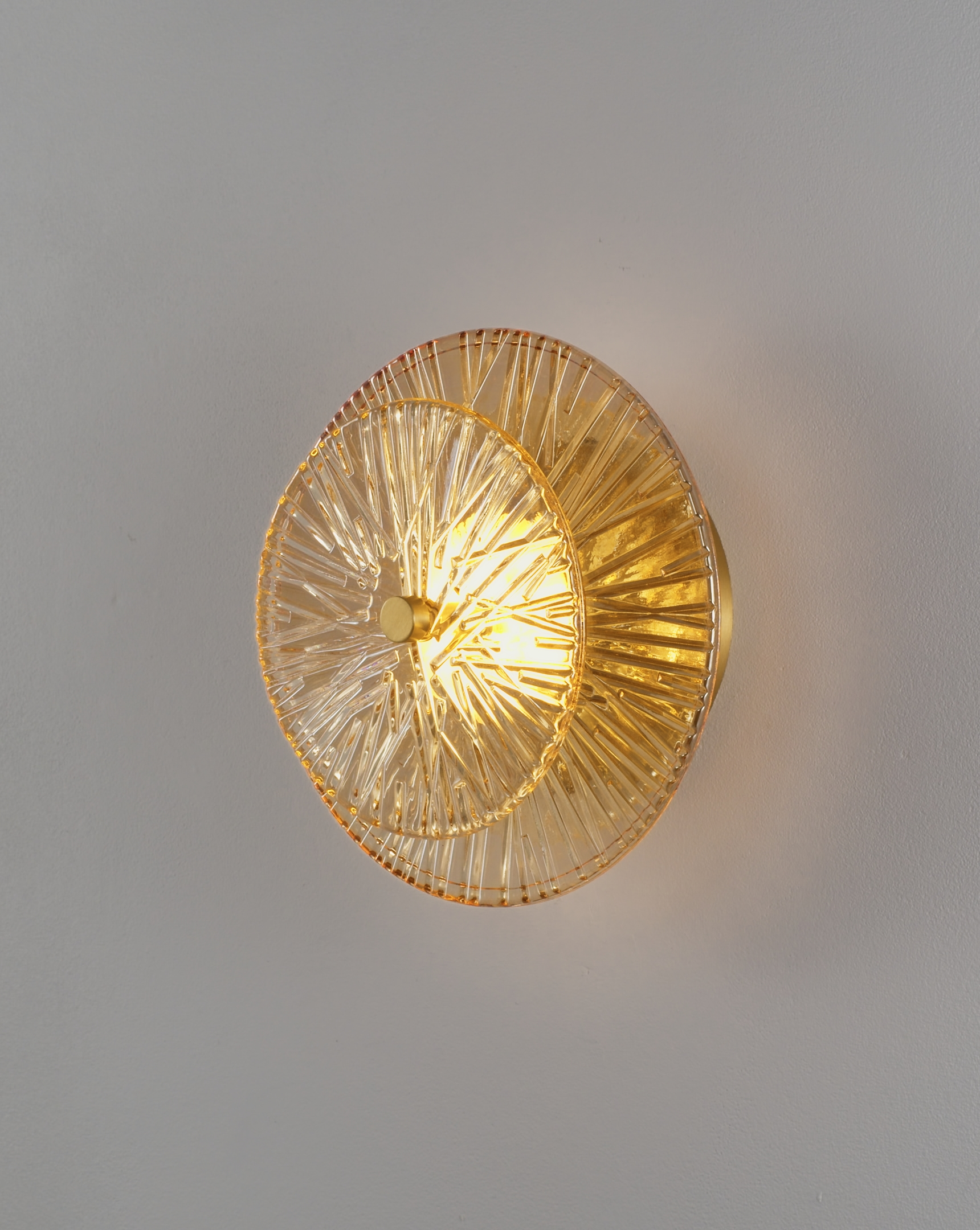 Светильник настенный светодиодный Moderli V11022-WL Brass