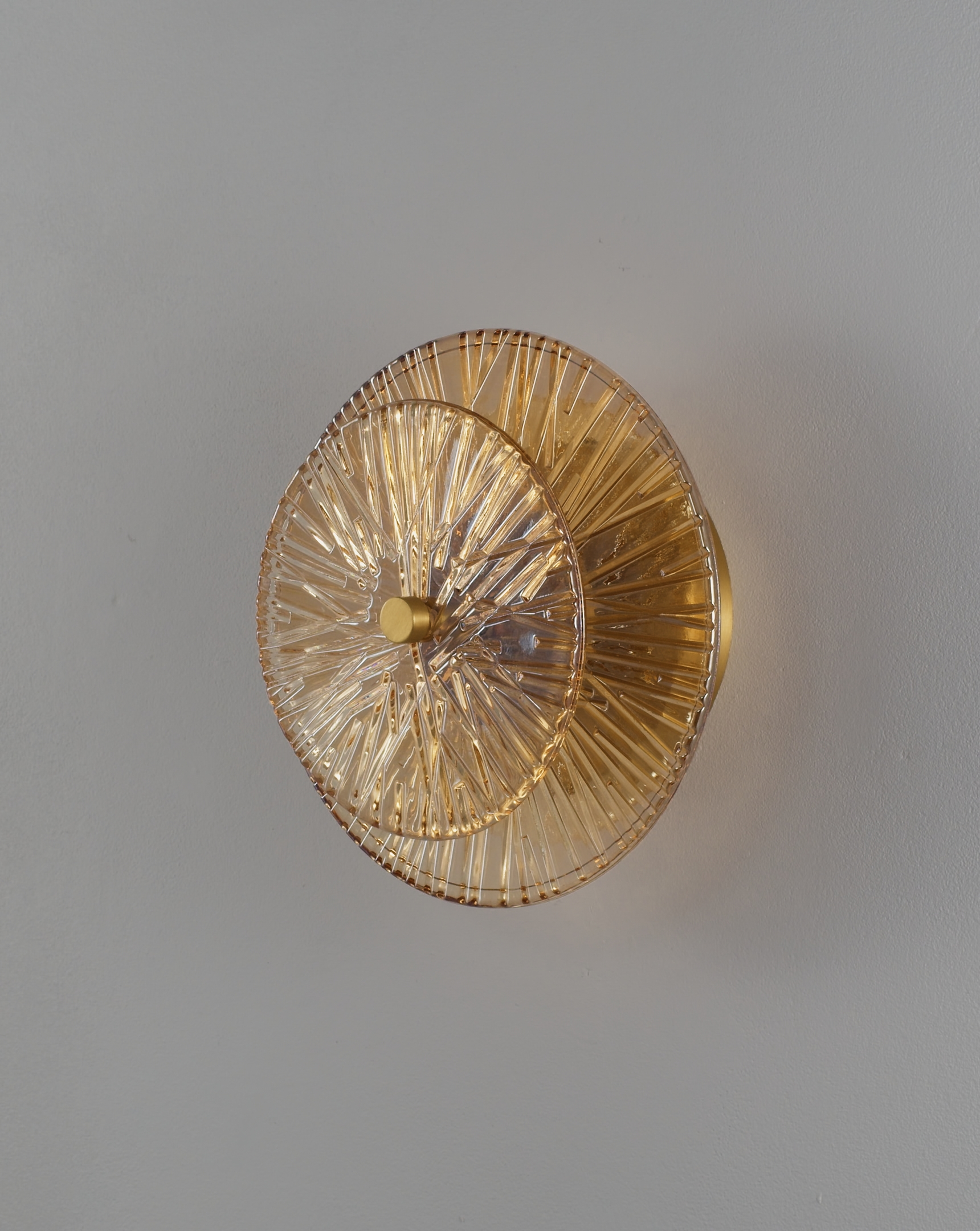 Светильник настенный светодиодный Moderli V11022-WL Brass