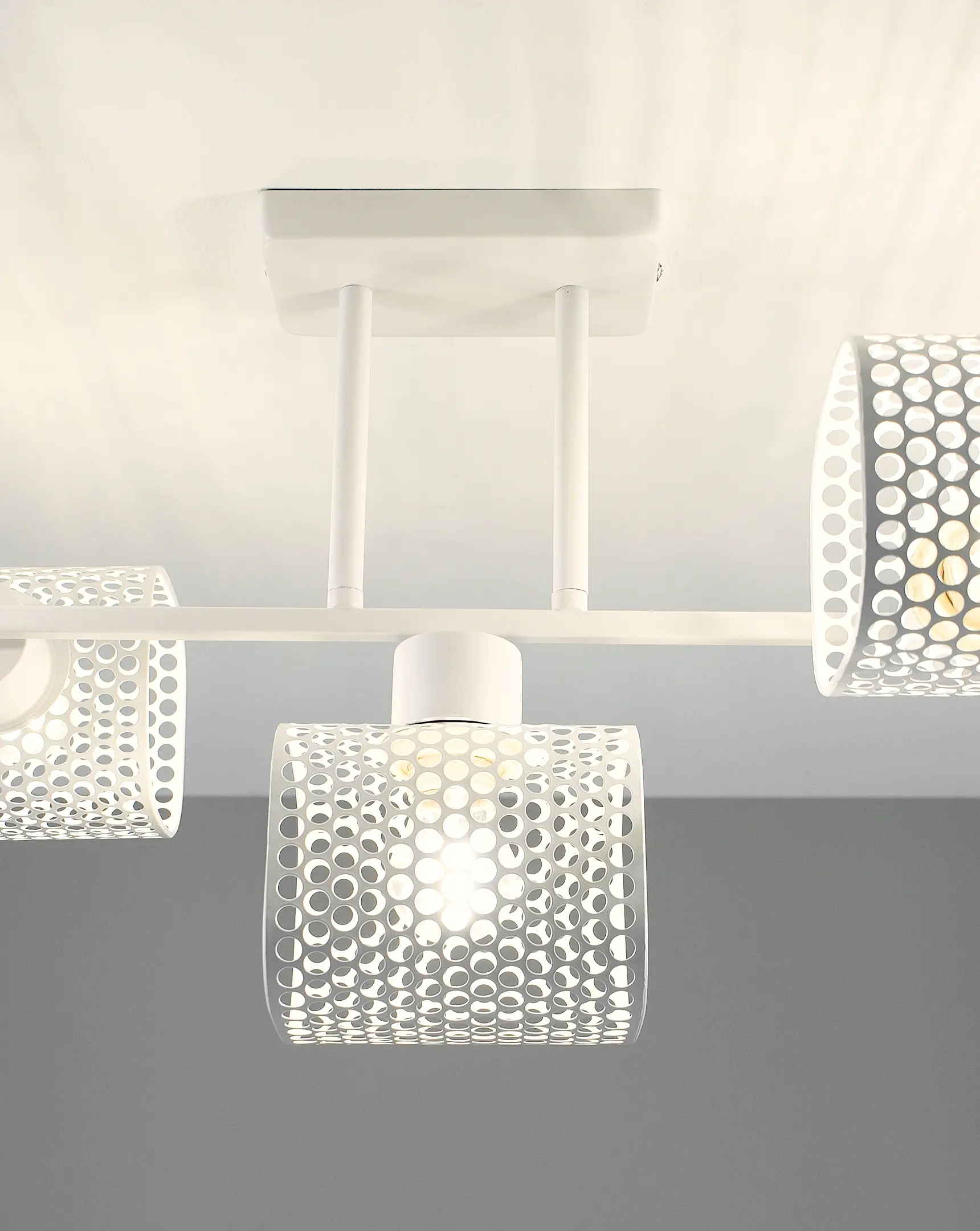 Светильник потолочный Moderli V10925-C Lori