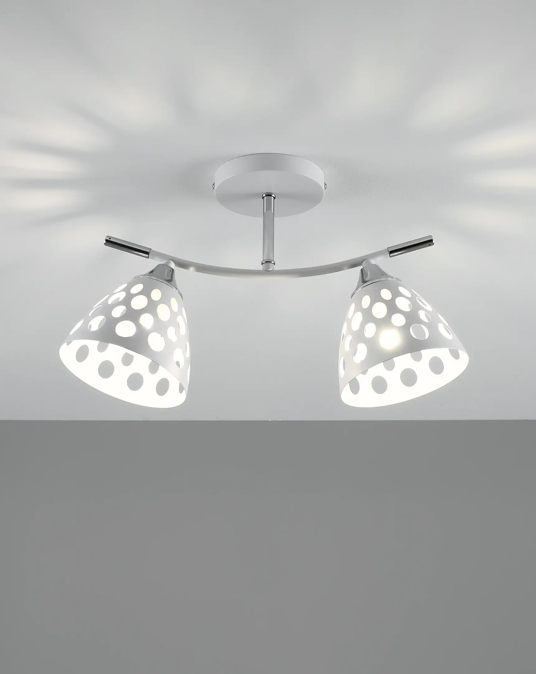 Светильник потолочный Moderli V10926-C Avanti