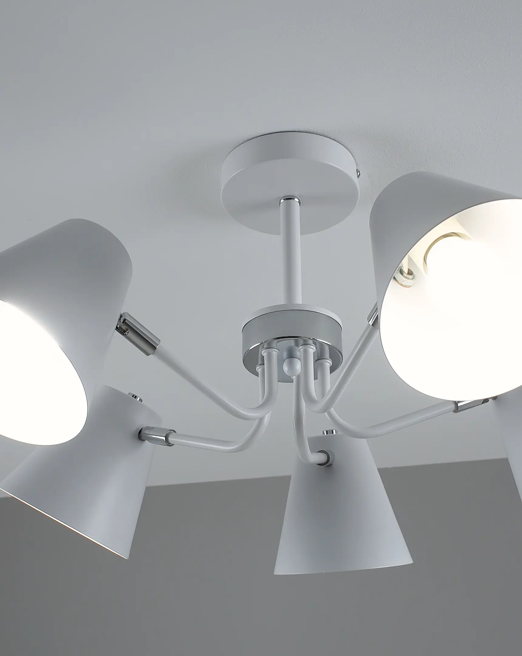 Светильник потолочный Moderli V10929-C Nea