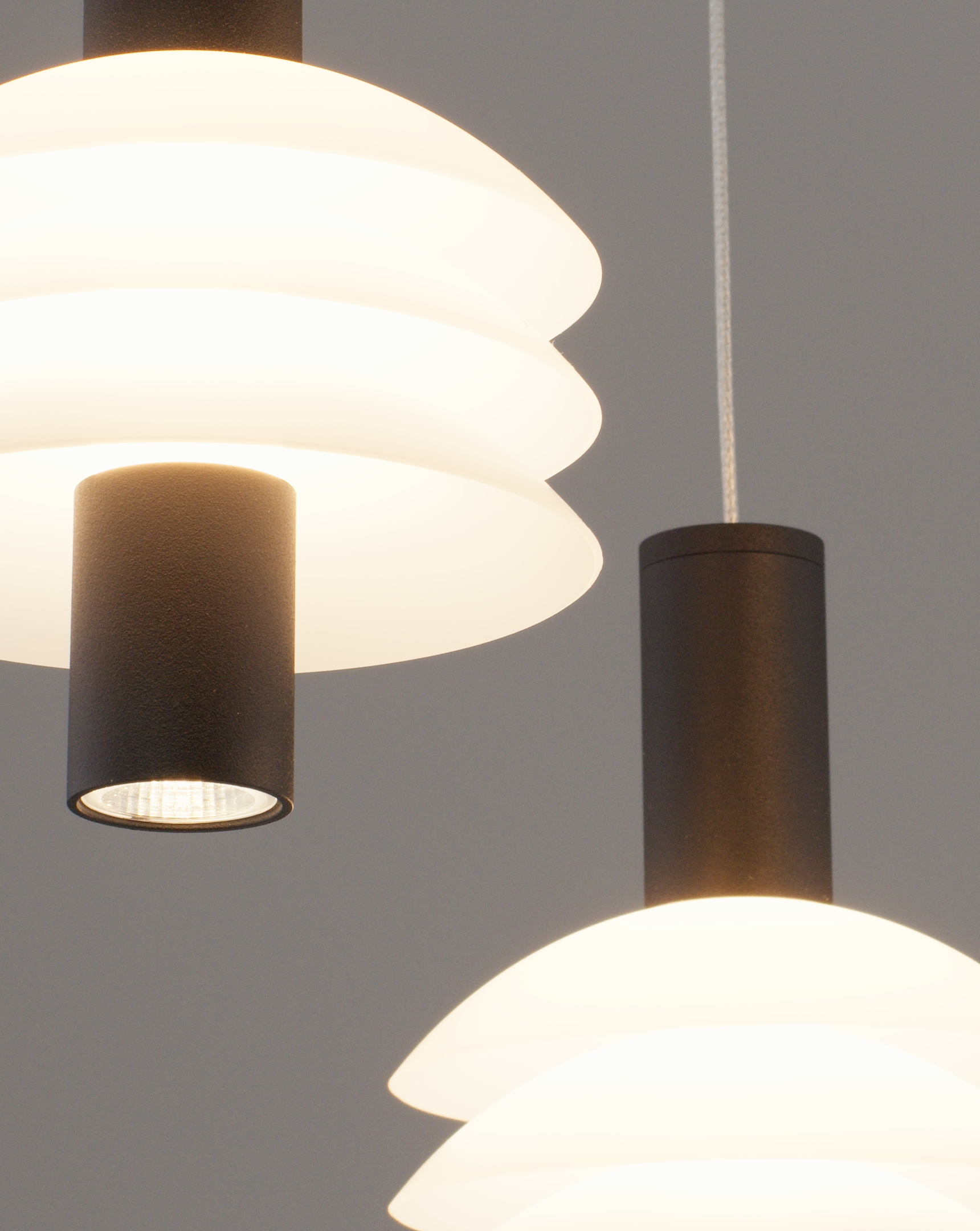 Светильник подвесной светодиодный Moderli V11388-PL Sylv