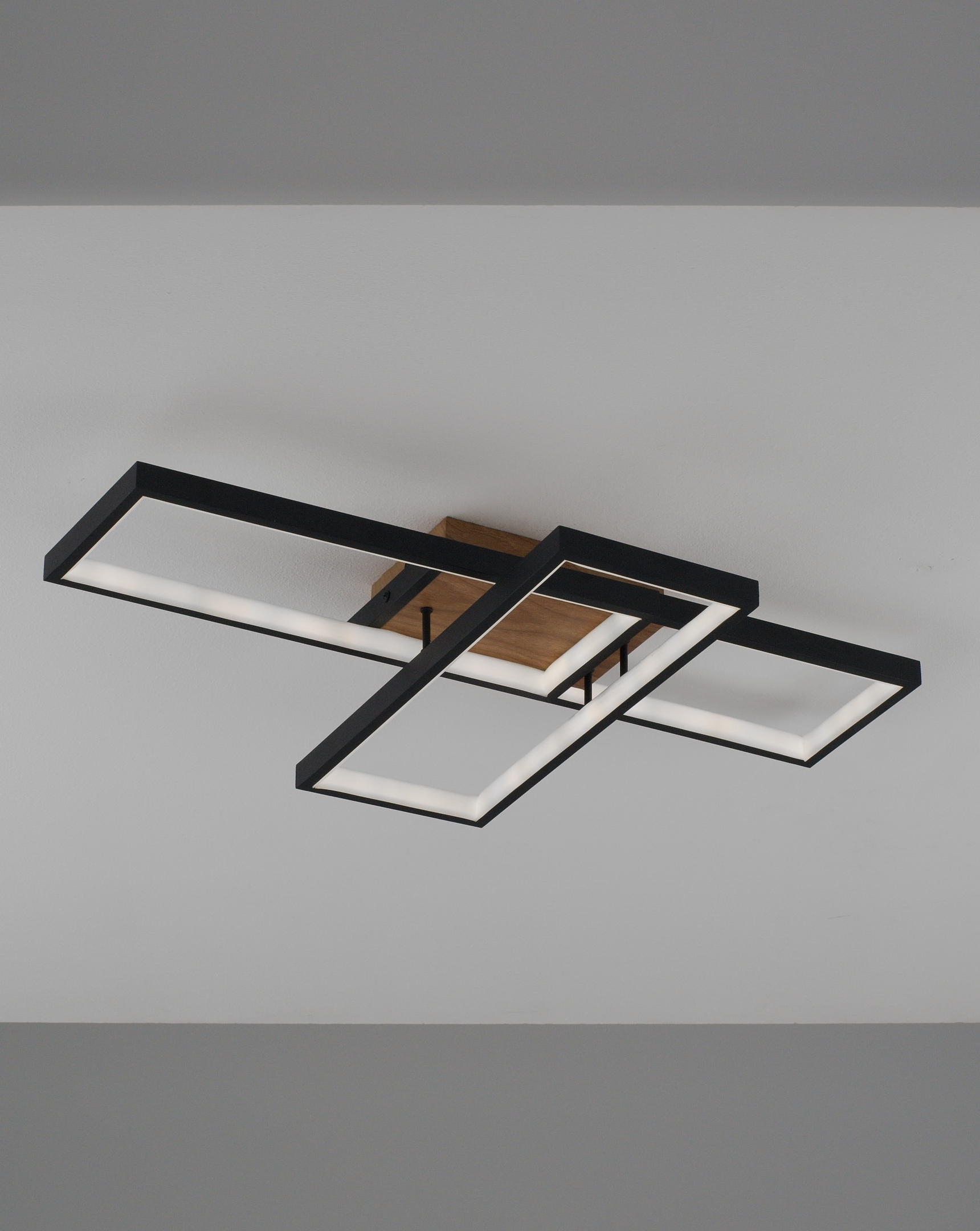 Светильник потолочный светодиодный Moderli V11204-CL Wood