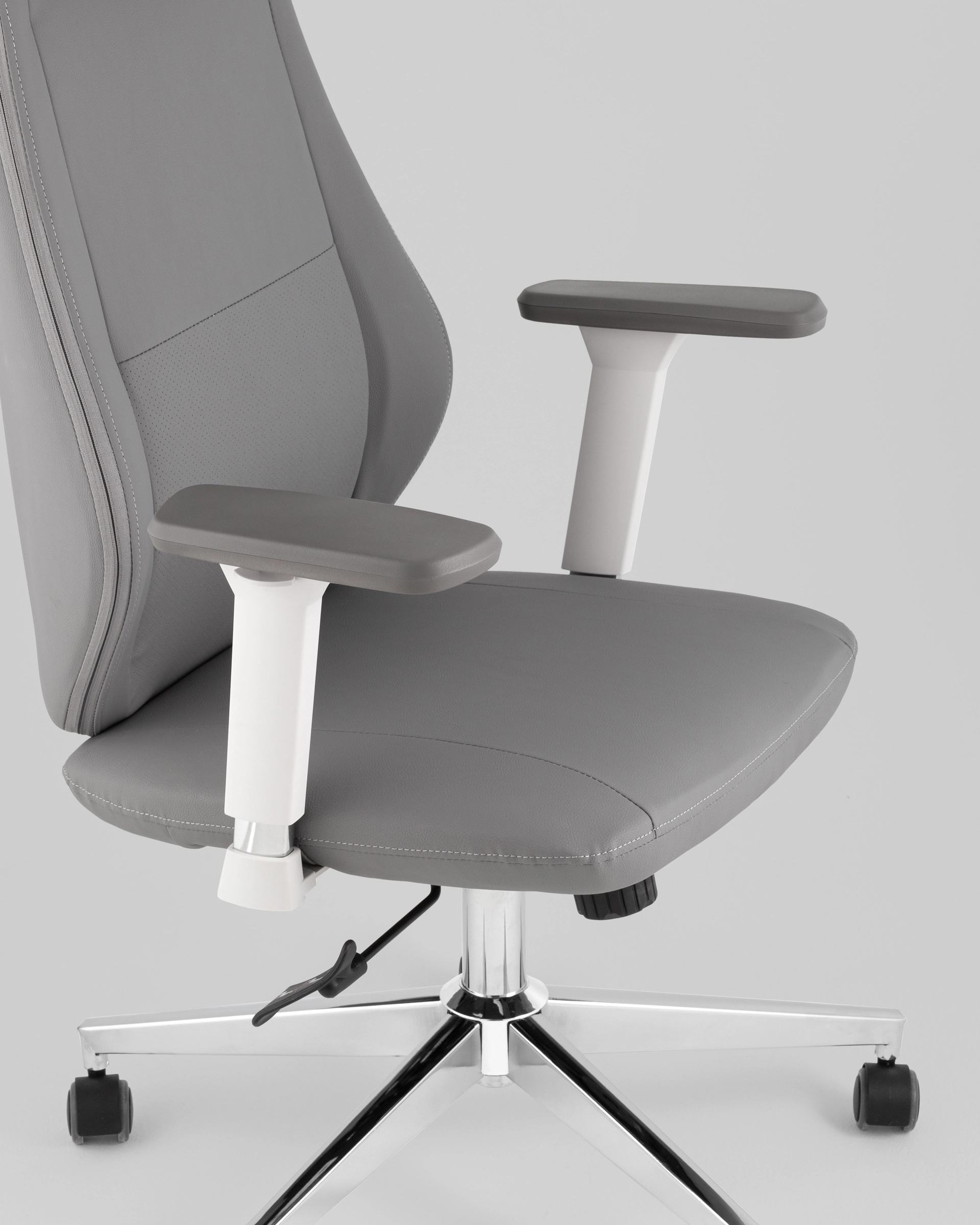 Кресло руководителя TopChairs Trophey серый