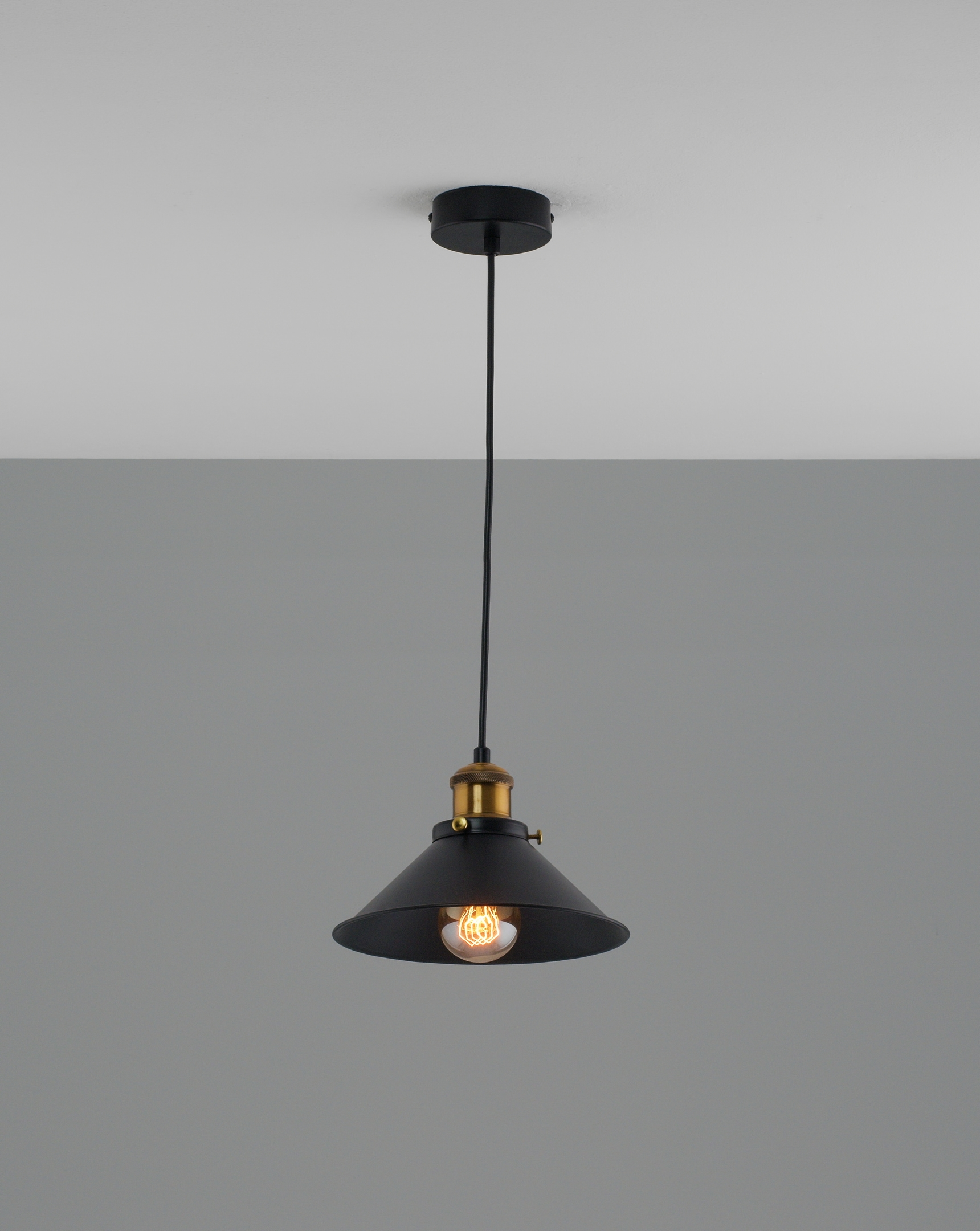 Светильник подвесной Moderli V11422-1P Night