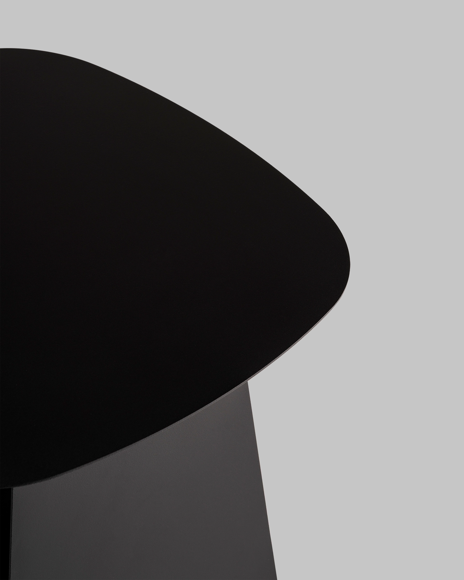 Журнальный столик Leyre металл черный