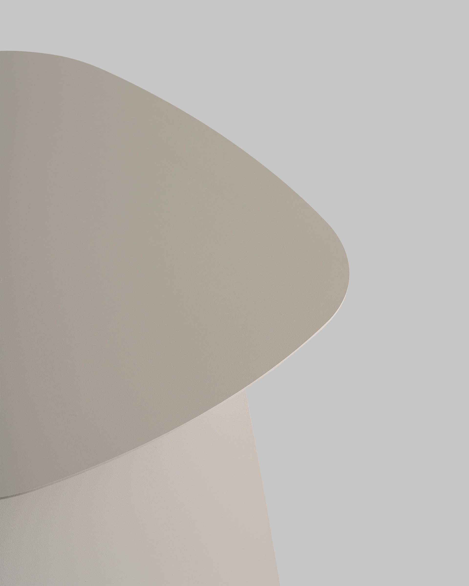 Журнальный столик Leyre металл серый